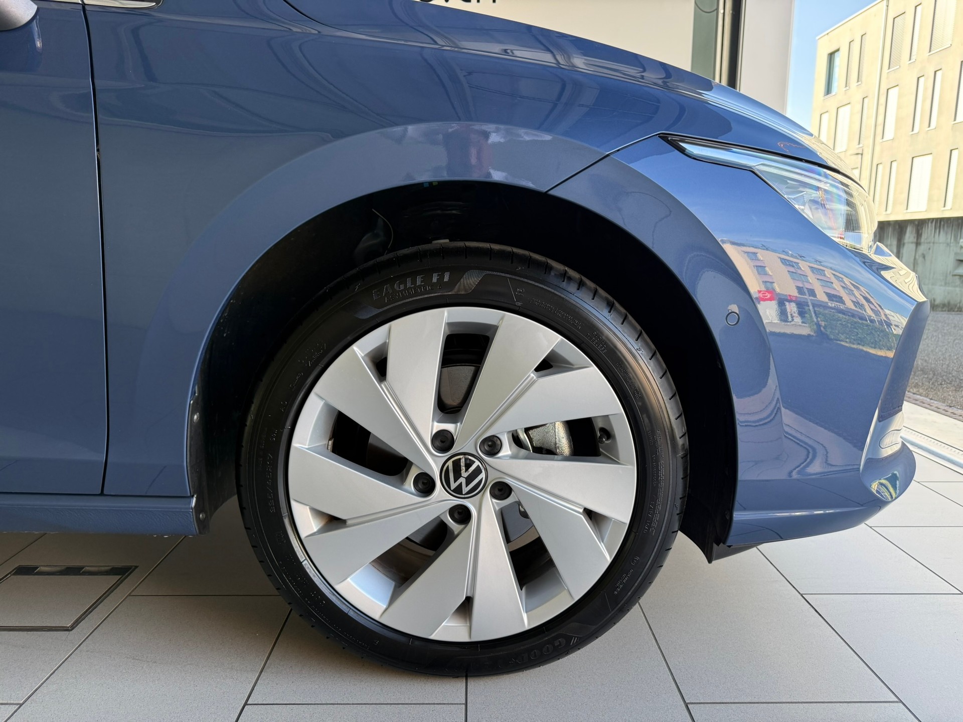 VW Golf Variant 1.5 eTSI mHEV Style DSG-image-14