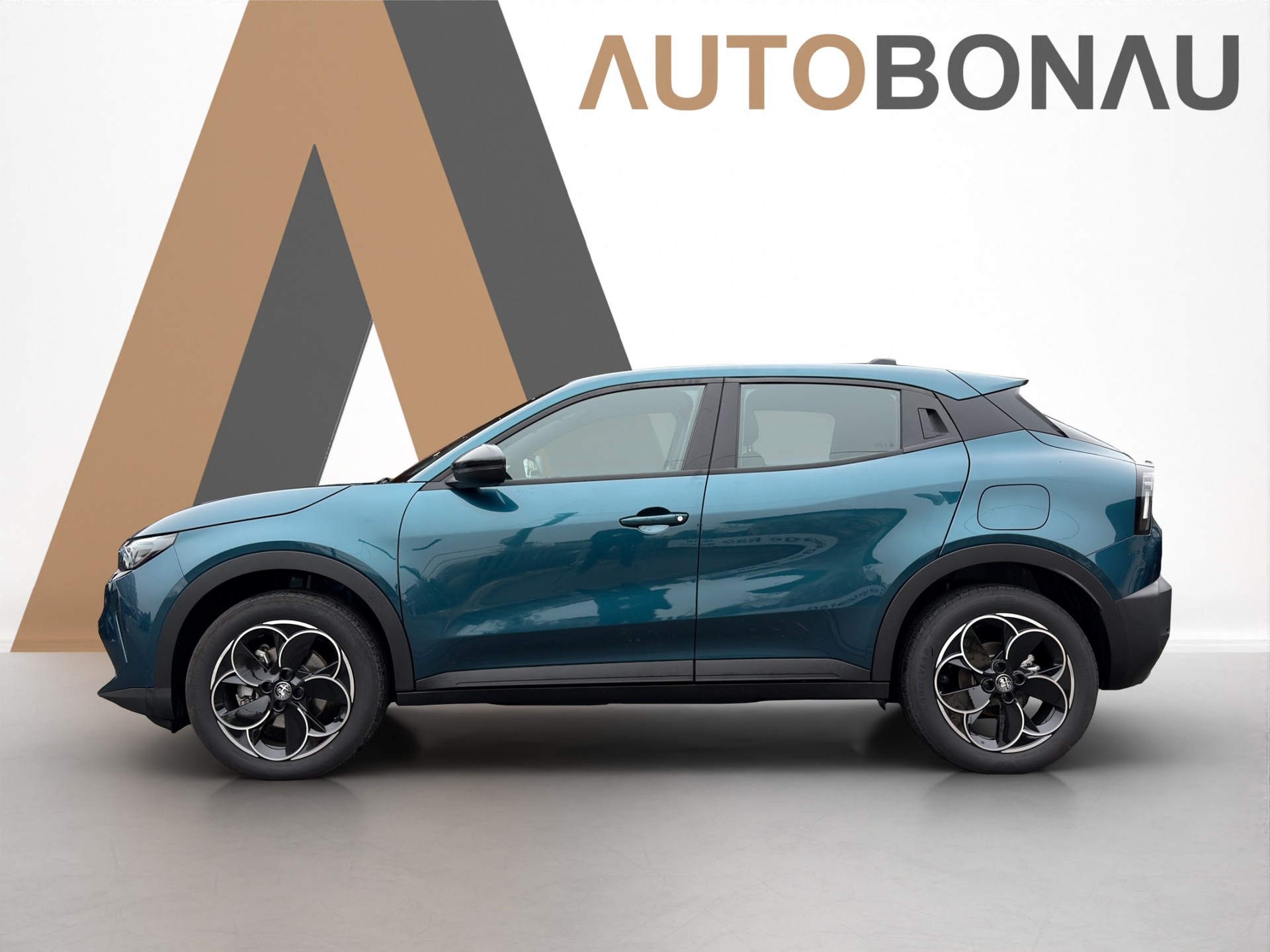 ALFA ROMEO Junior Elettrica-showroom-element-1