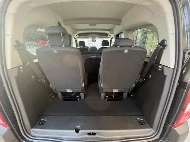 PEUGEOT Rifter Long 1.5 BlueHDi 130 Al-image-6