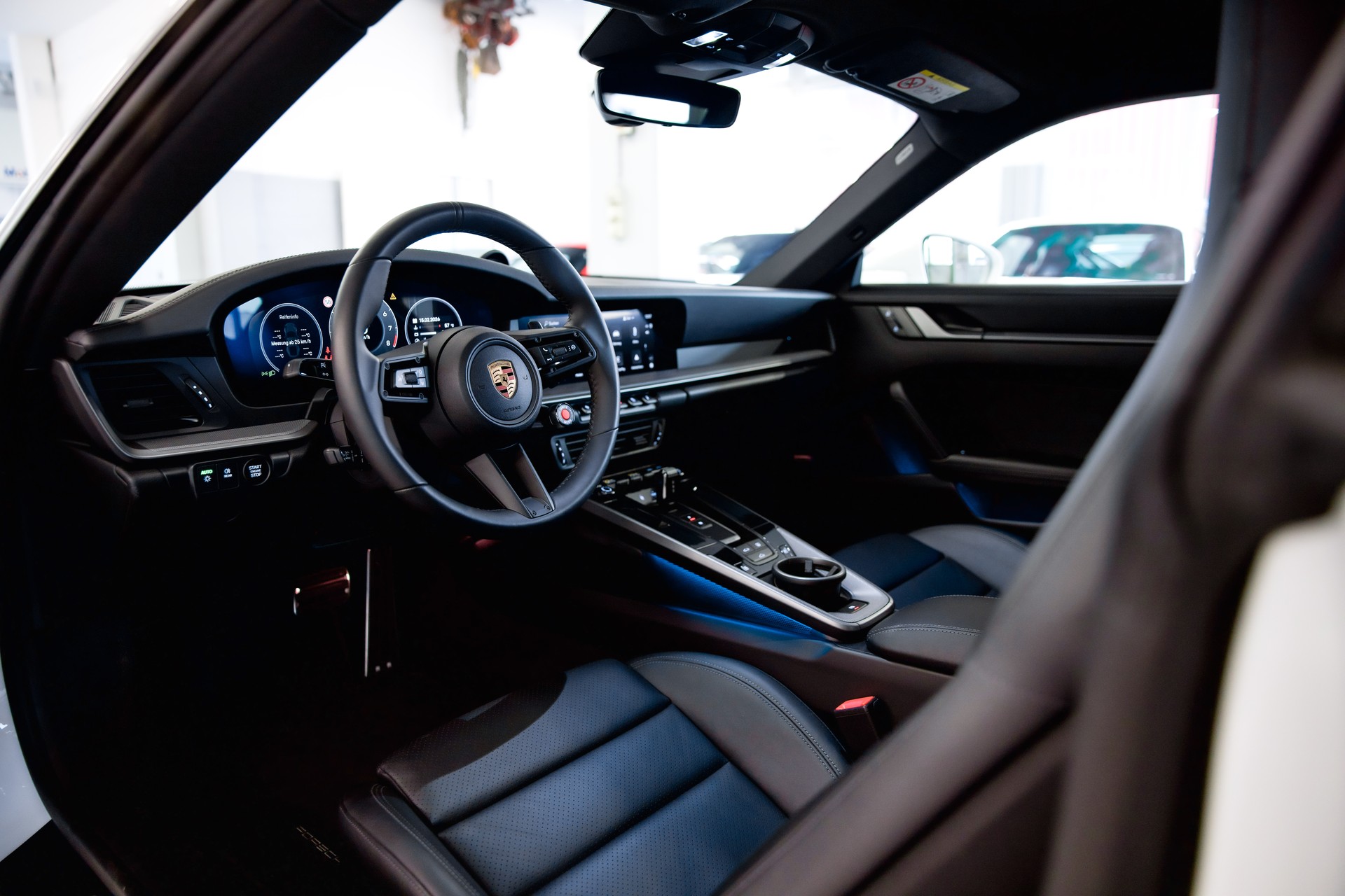 PORSCHE 911 Carrera S PDK *Facelift*-image-15