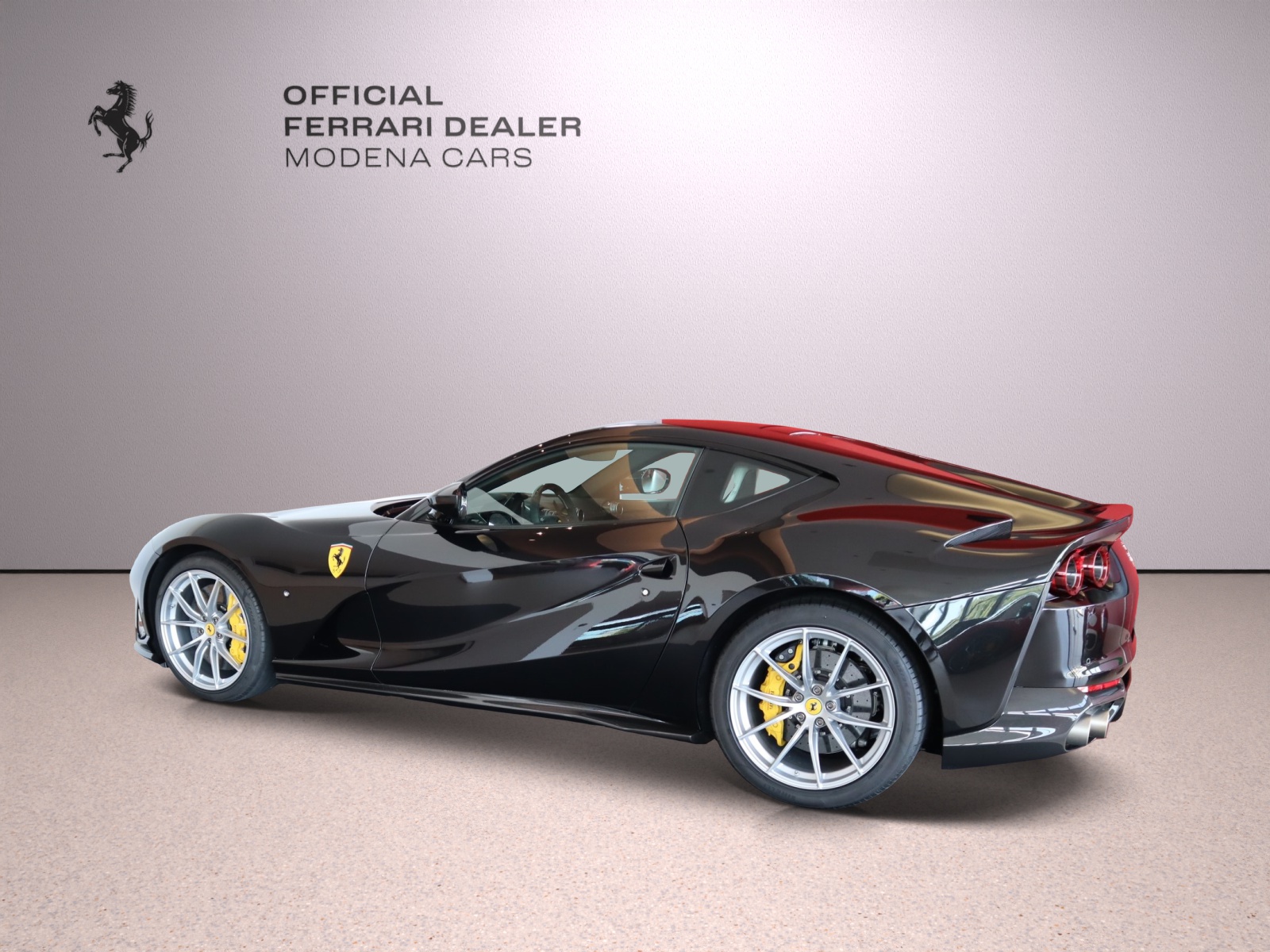 FERRARI 812 Superfast-image-8
