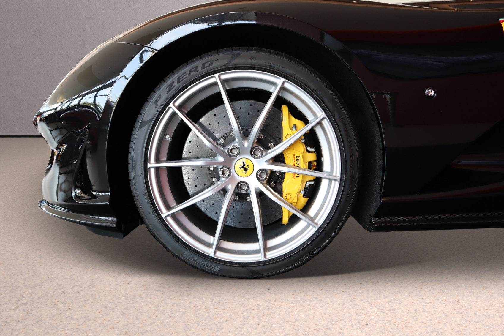 FERRARI 812 Superfast-image-21