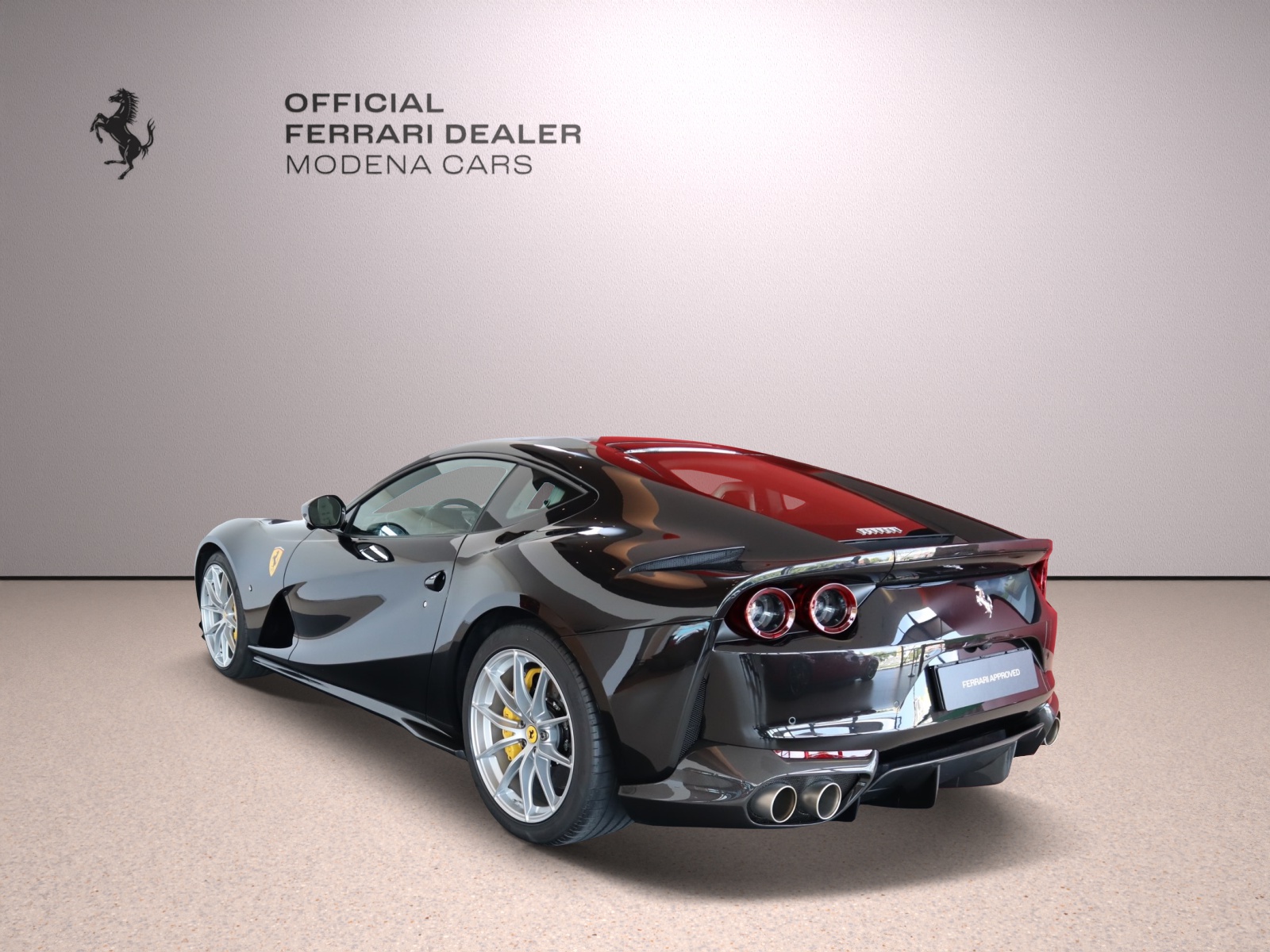 FERRARI 812 Superfast-image-9
