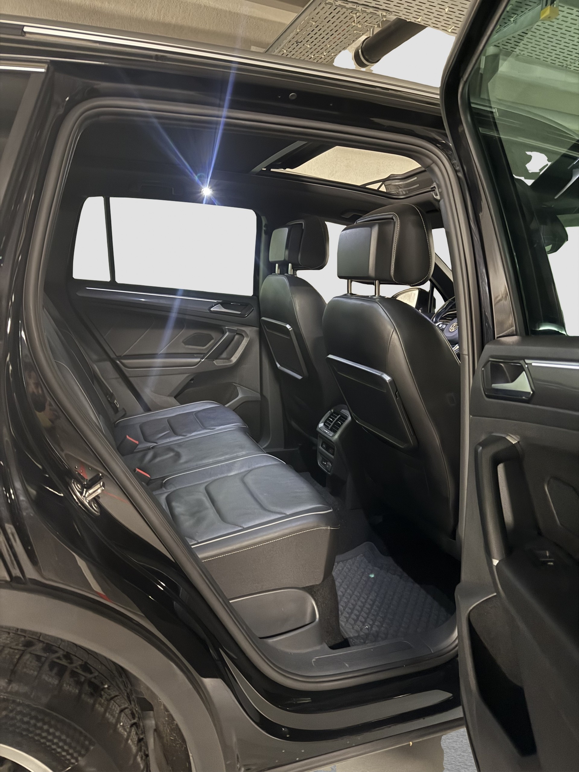 VW Tiguan 2.0TSI Highline 4Motion DSG-image-10