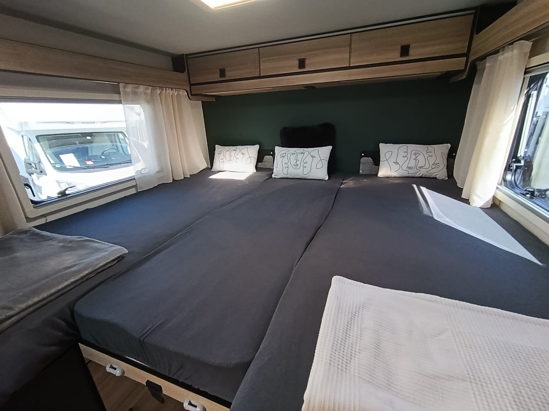RIMOR Kilig 695***Unschlagbar in Preis und Leistung: Nirgendwo bekommen Sie mehr Wohnmobil für Ihr Geld als bei Rimor***-showroom-element-3