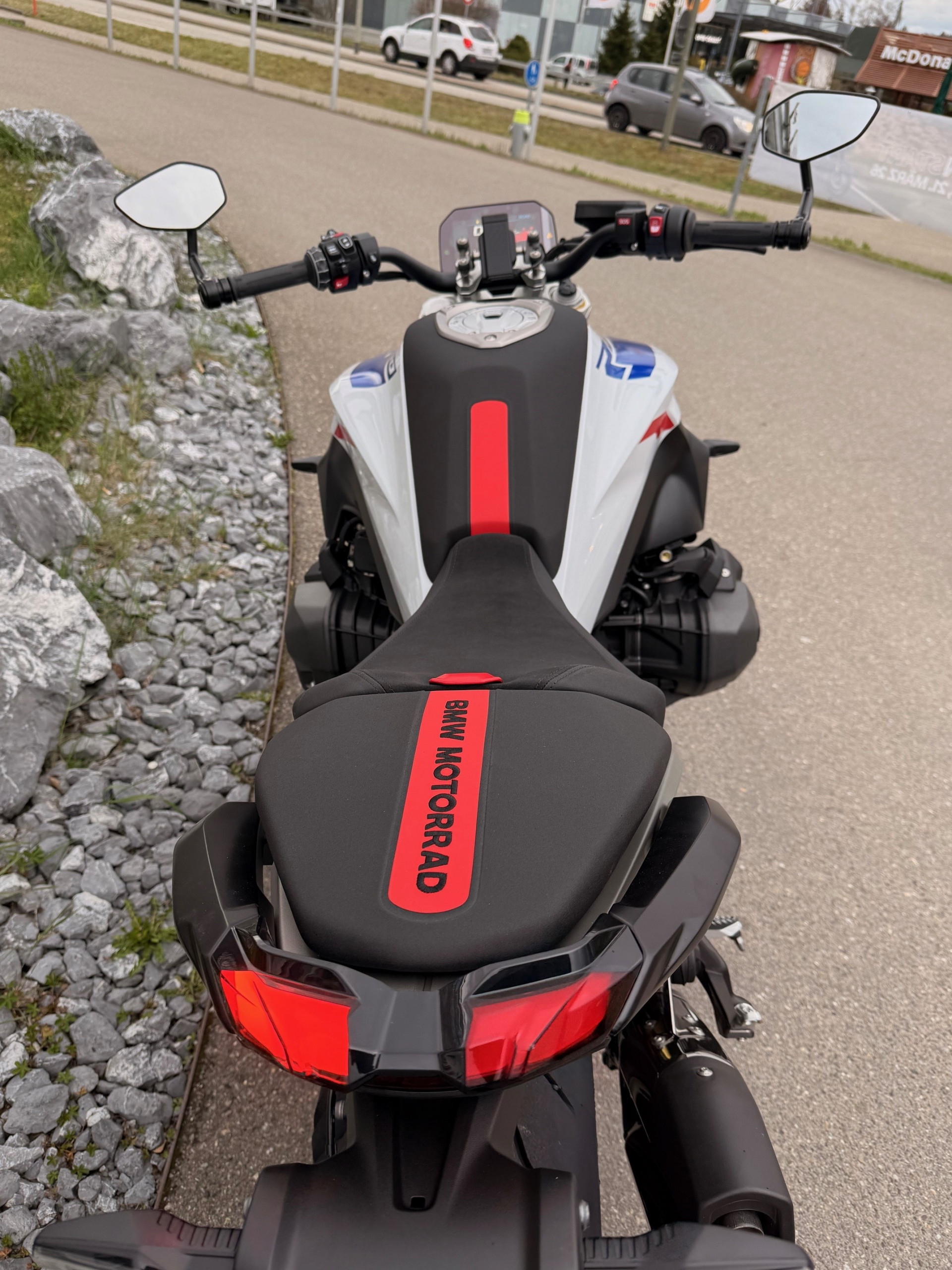 BMW R 1300 R Performance - Boxer Deal-image-4
