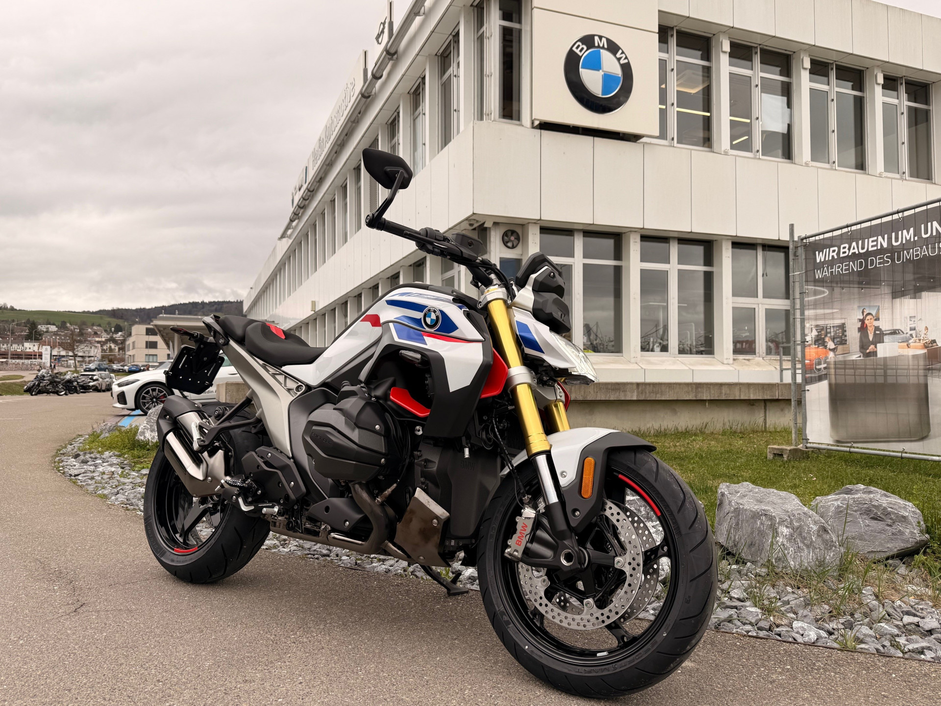 BMW R 1300 R Performance - Boxer Deal-image-1