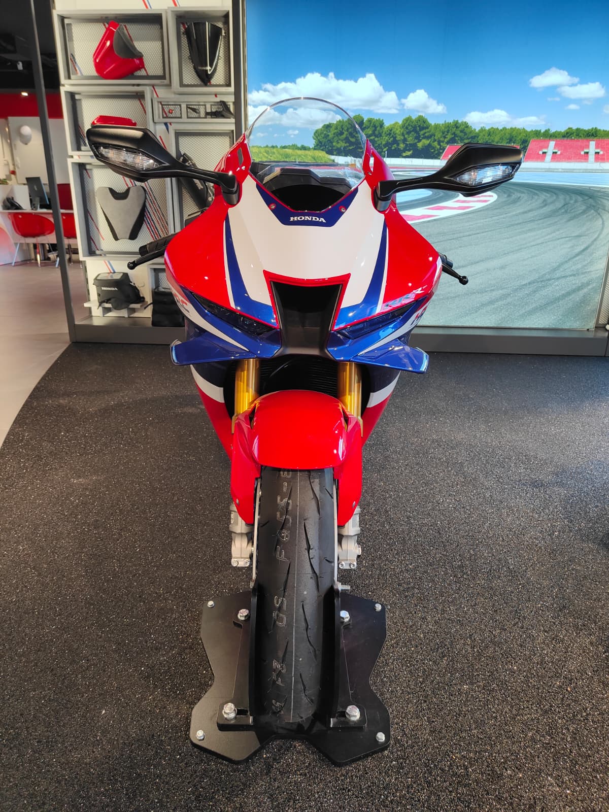 HONDA CBR 1000 RR-R Fireblade SP-image-3