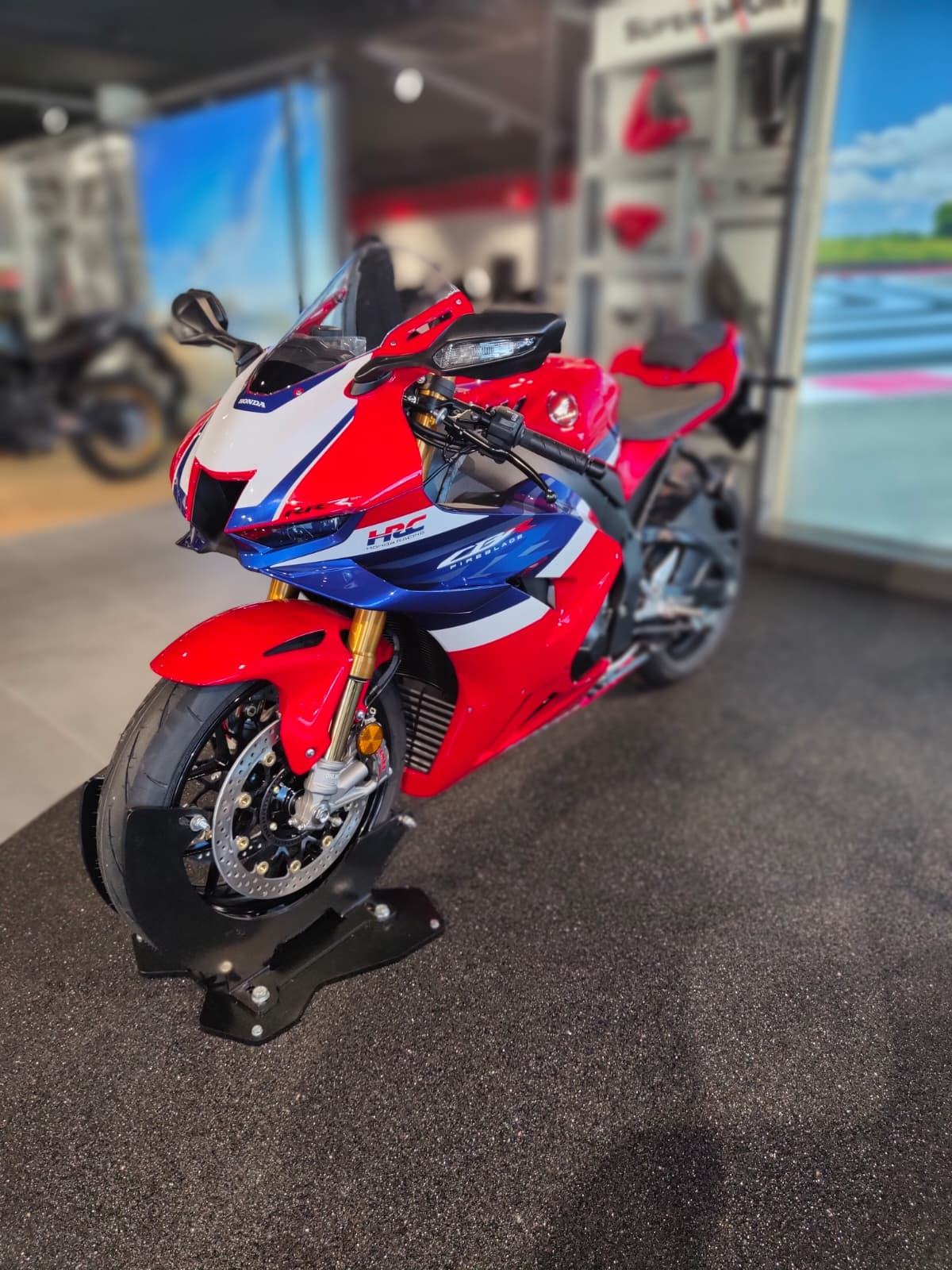 HONDA CBR 1000 RR-R Fireblade SP-image-1