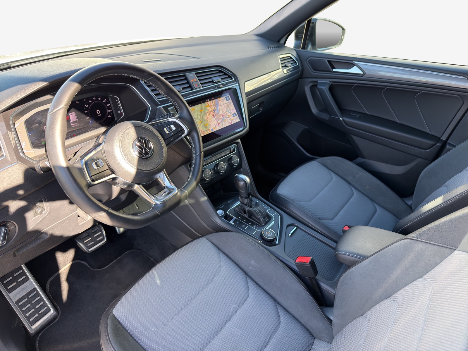 VW Tiguan Allspace 2.0TSI Highline 4Motion DSG-image-8