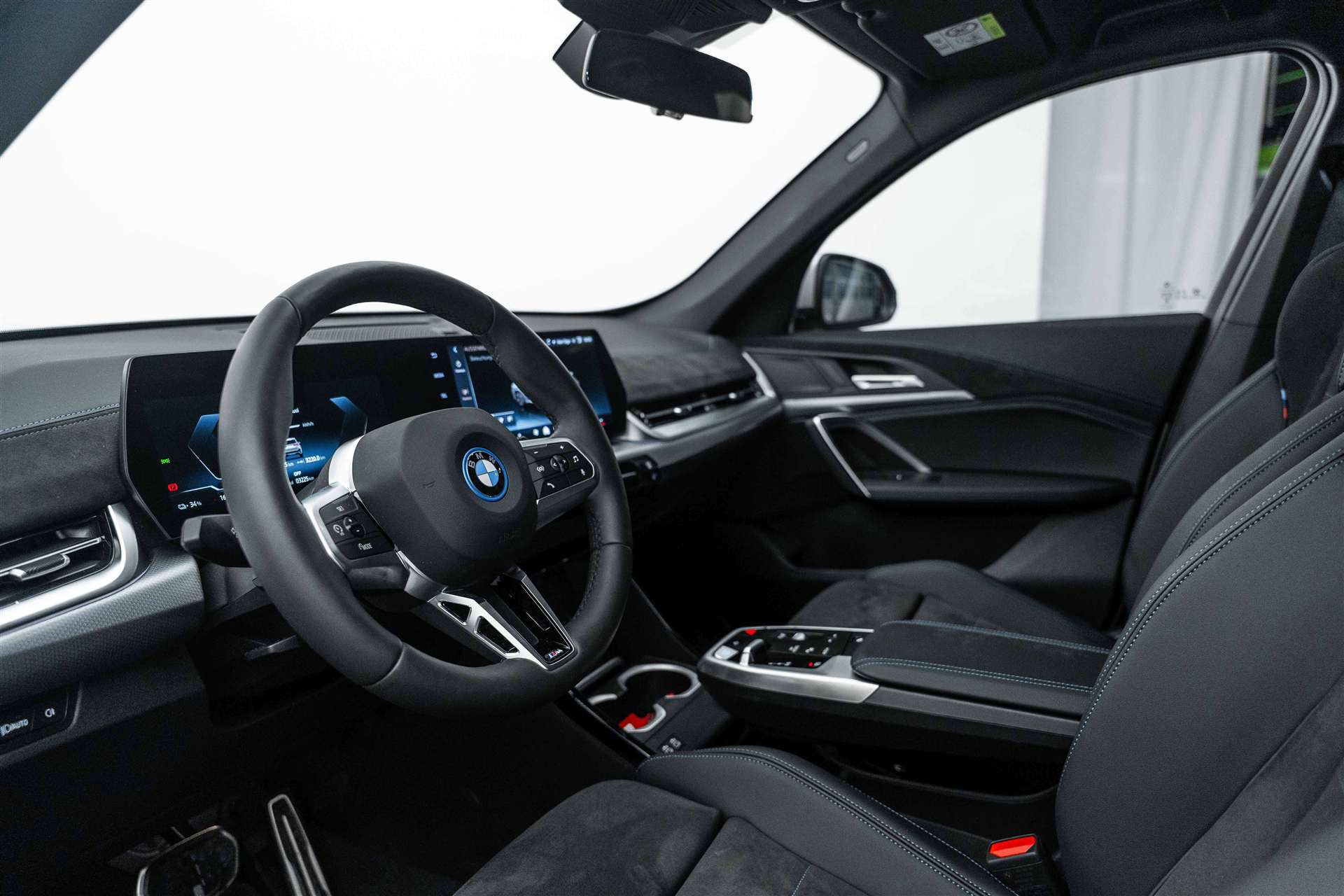 BMW iX1 xDrive 30 M Sport EV 306PS-image-7