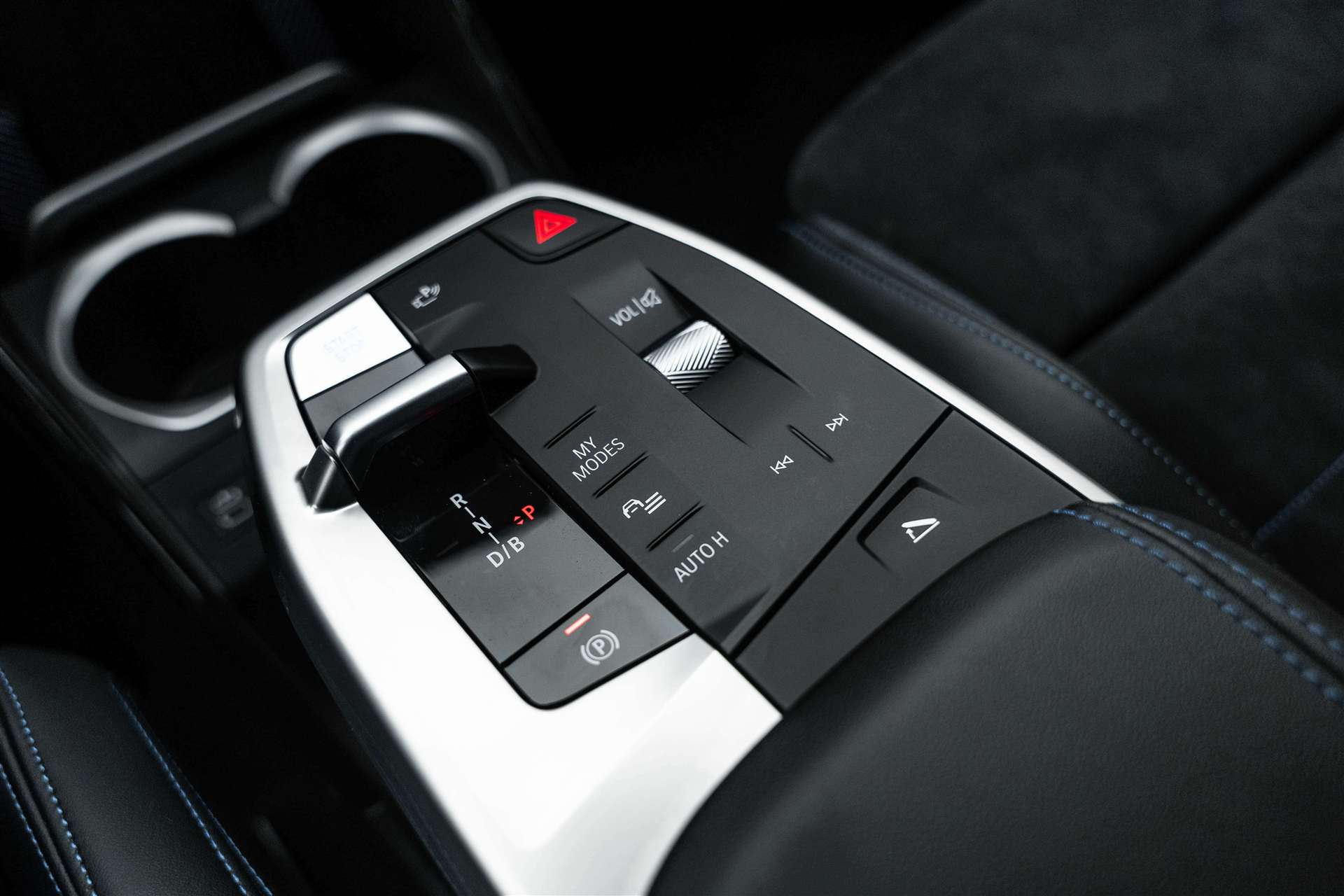 BMW iX1 xDrive 30 M Sport EV 306PS-image-25