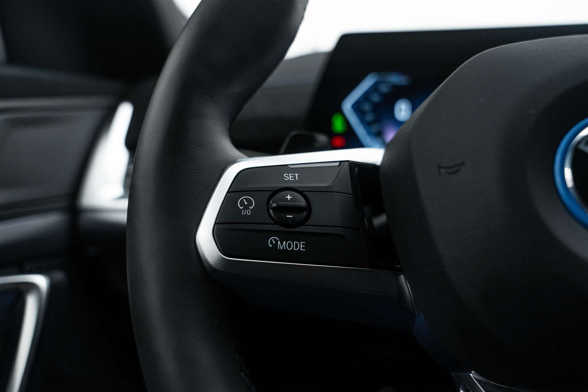 BMW iX1 xDrive 30 M Sport EV 306PS-image-13