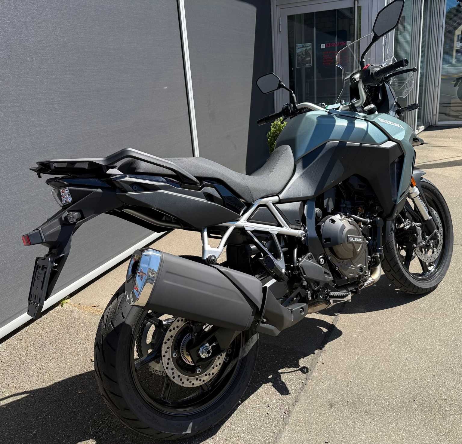 SUZUKI DL 800 A V-Strom-image-1