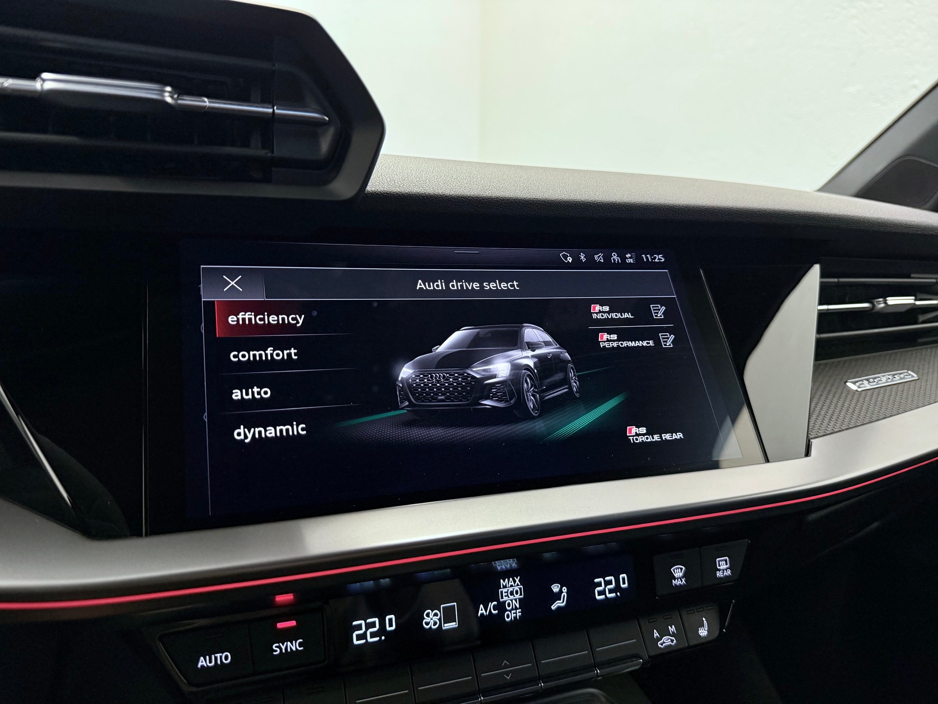 AUDI RS3 Sportback 2.5 TSI quattro S-tronic-image-26