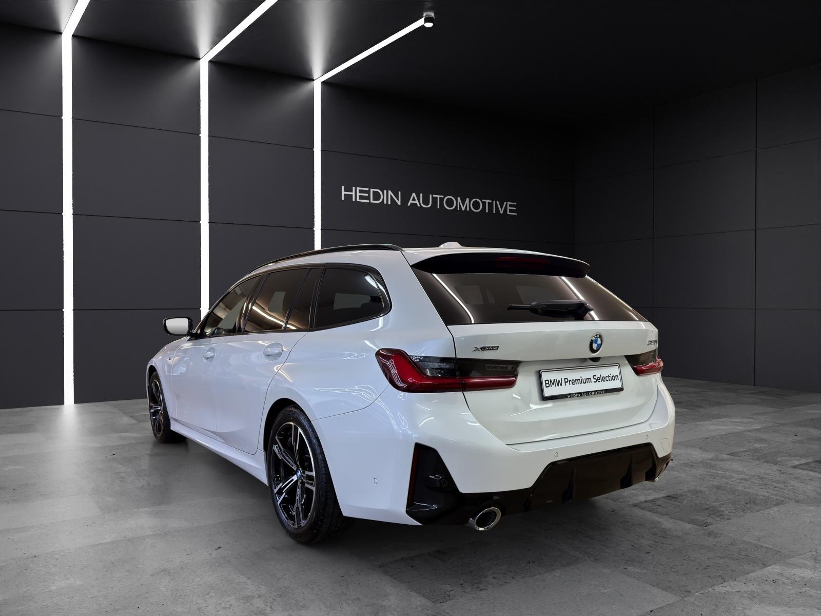 BMW 320d xDrive Touring-showroom-element-2