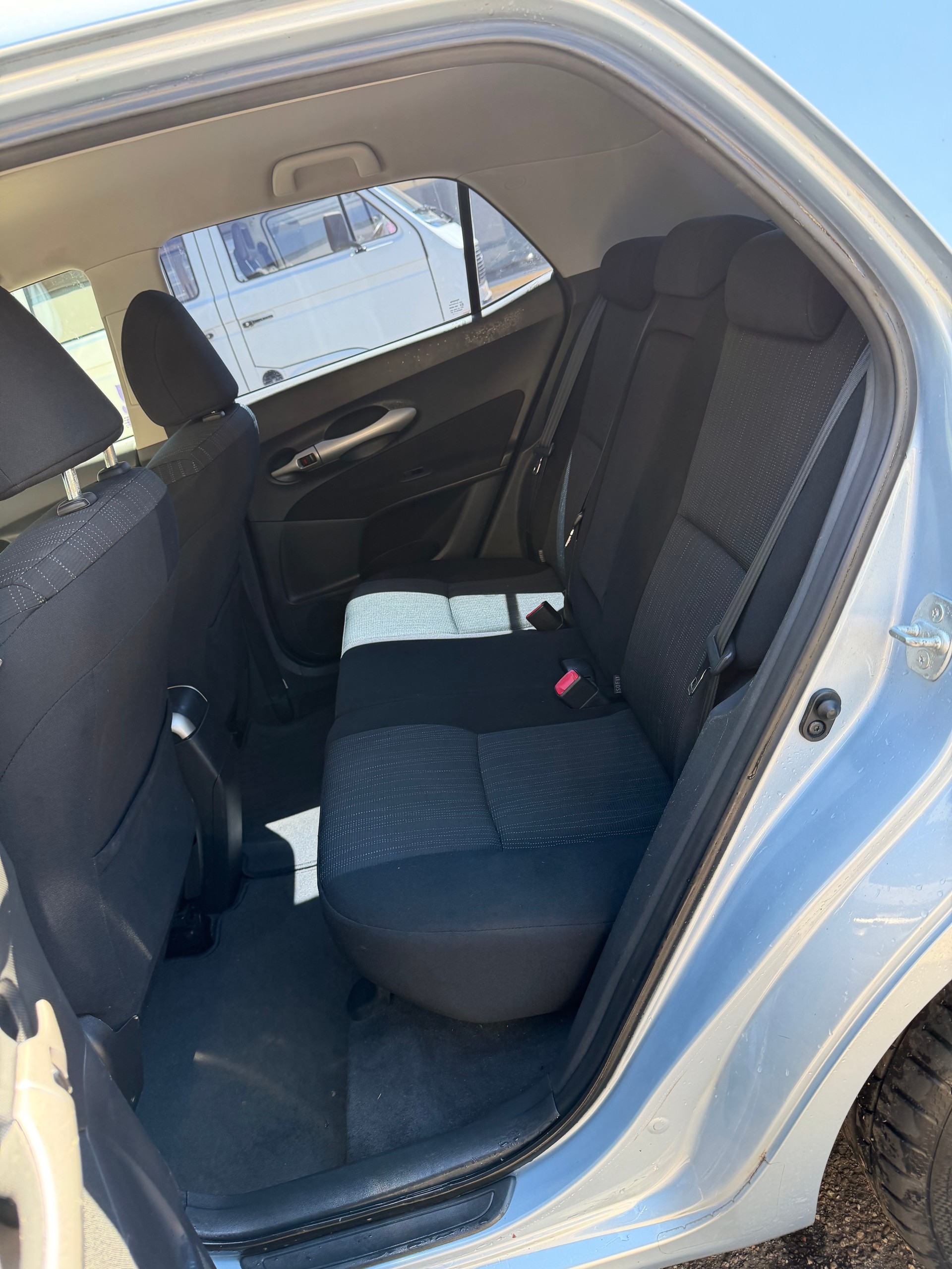 TOYOTA Auris 1.6 Linea Luna-image-8