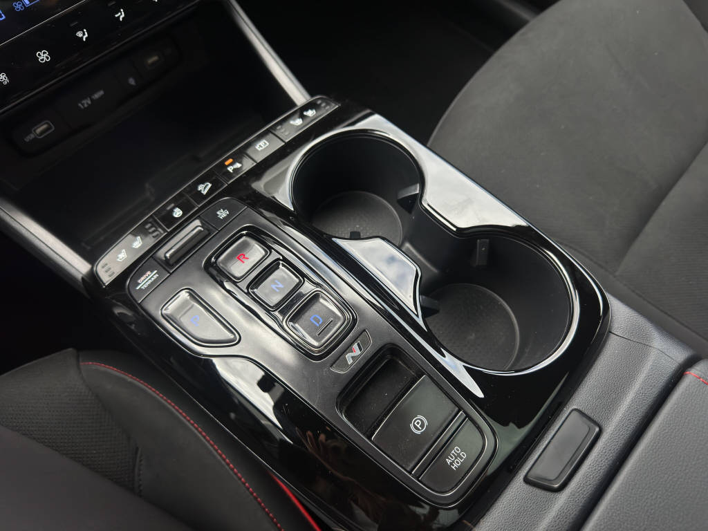 HYUNDAI Tucson 1.6 T-GDi PHEV N-Line LUX.pack 4WD-image-11