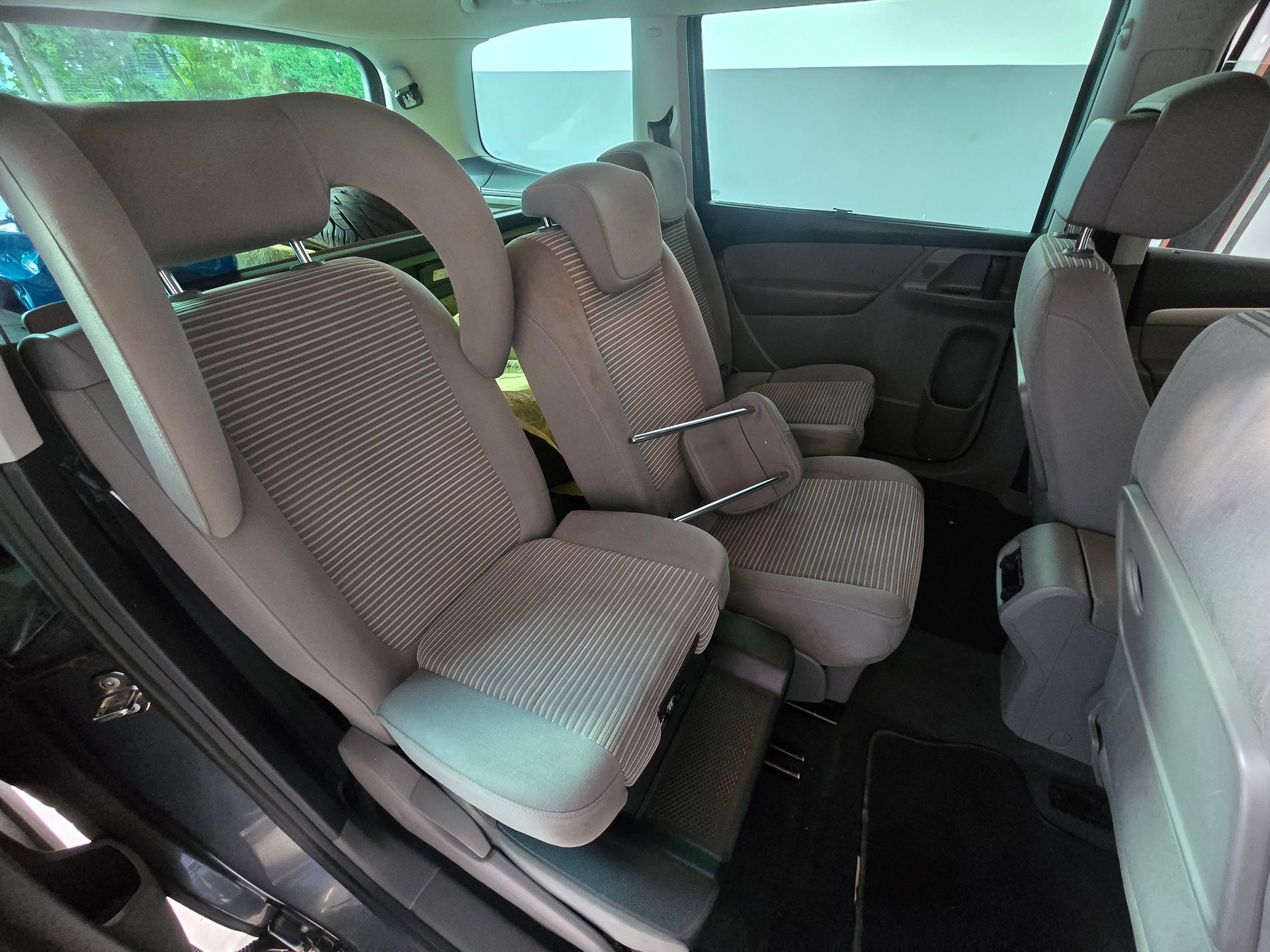 SEAT Alhambra 2.0 TDI E_Ecomotive Style-image-14