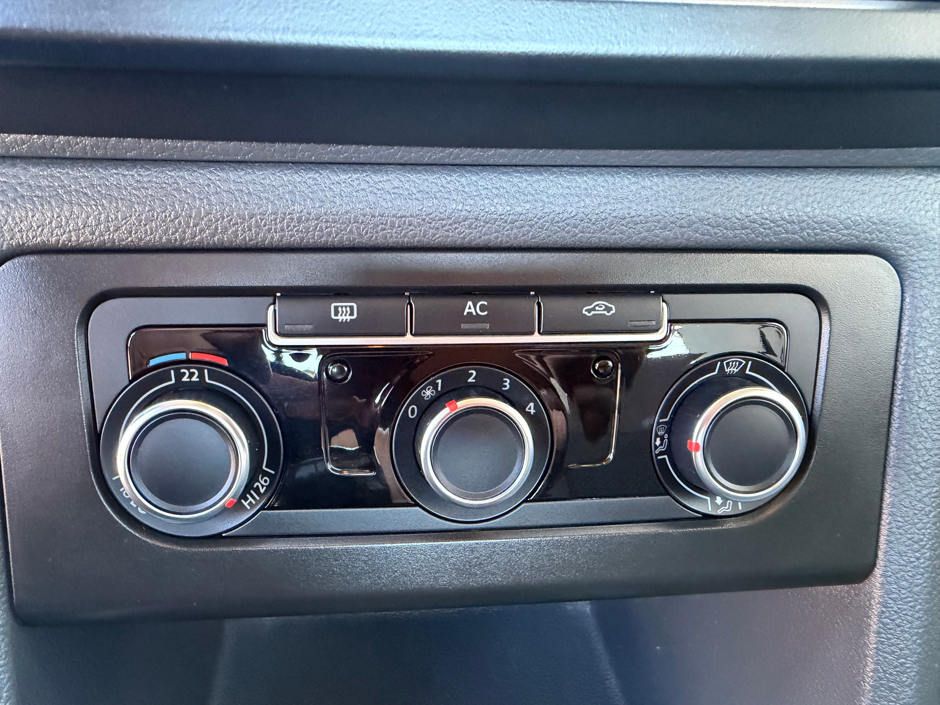 VW Amarok 2.0 BiTDI 4Motion-image-8
