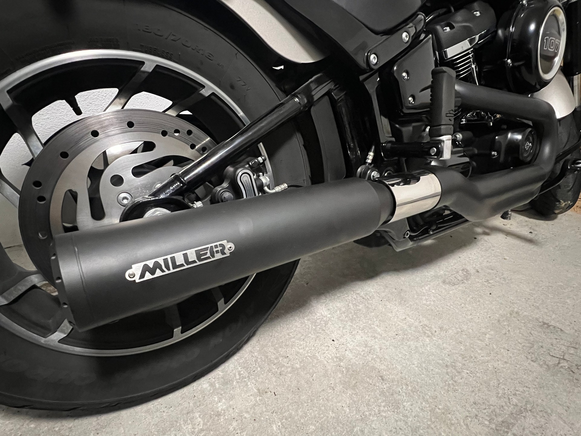 HARLEY-DAVIDSON FLSB Sport Glide 107 ABS-image-6