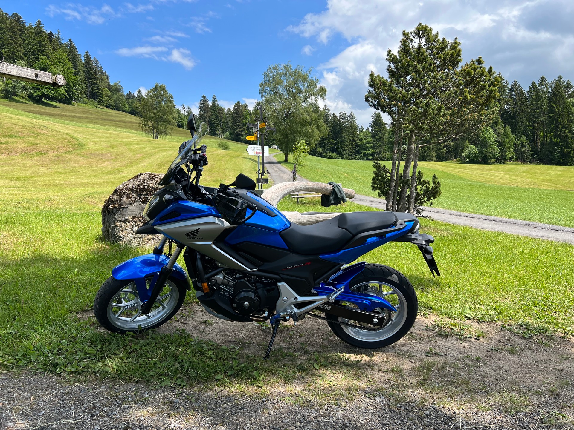 HONDA NC 750 XA ABS-image-2