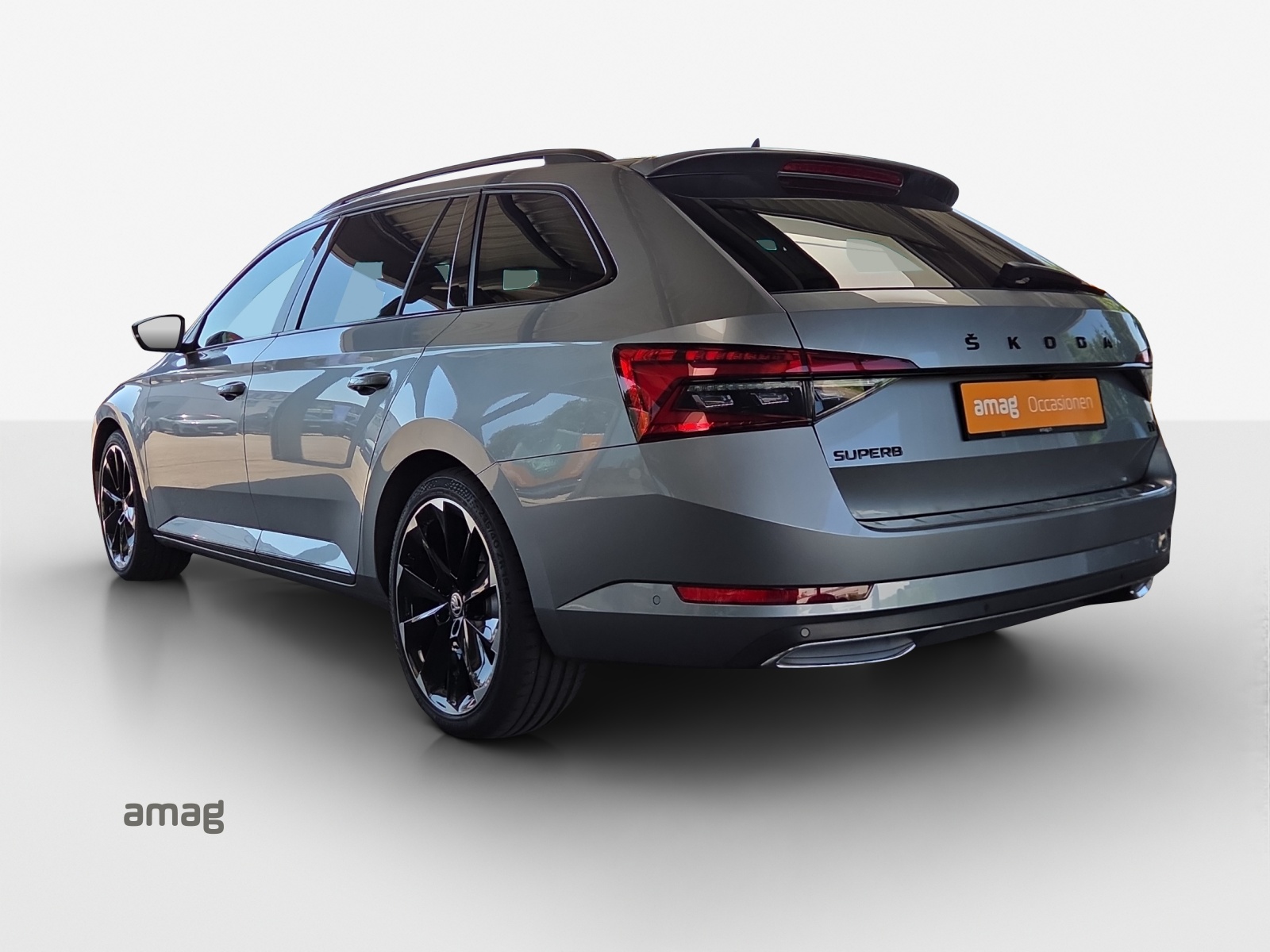 SKODA Superb 1.4 TSI Sport Line PHEV DSG-showroom-element-2