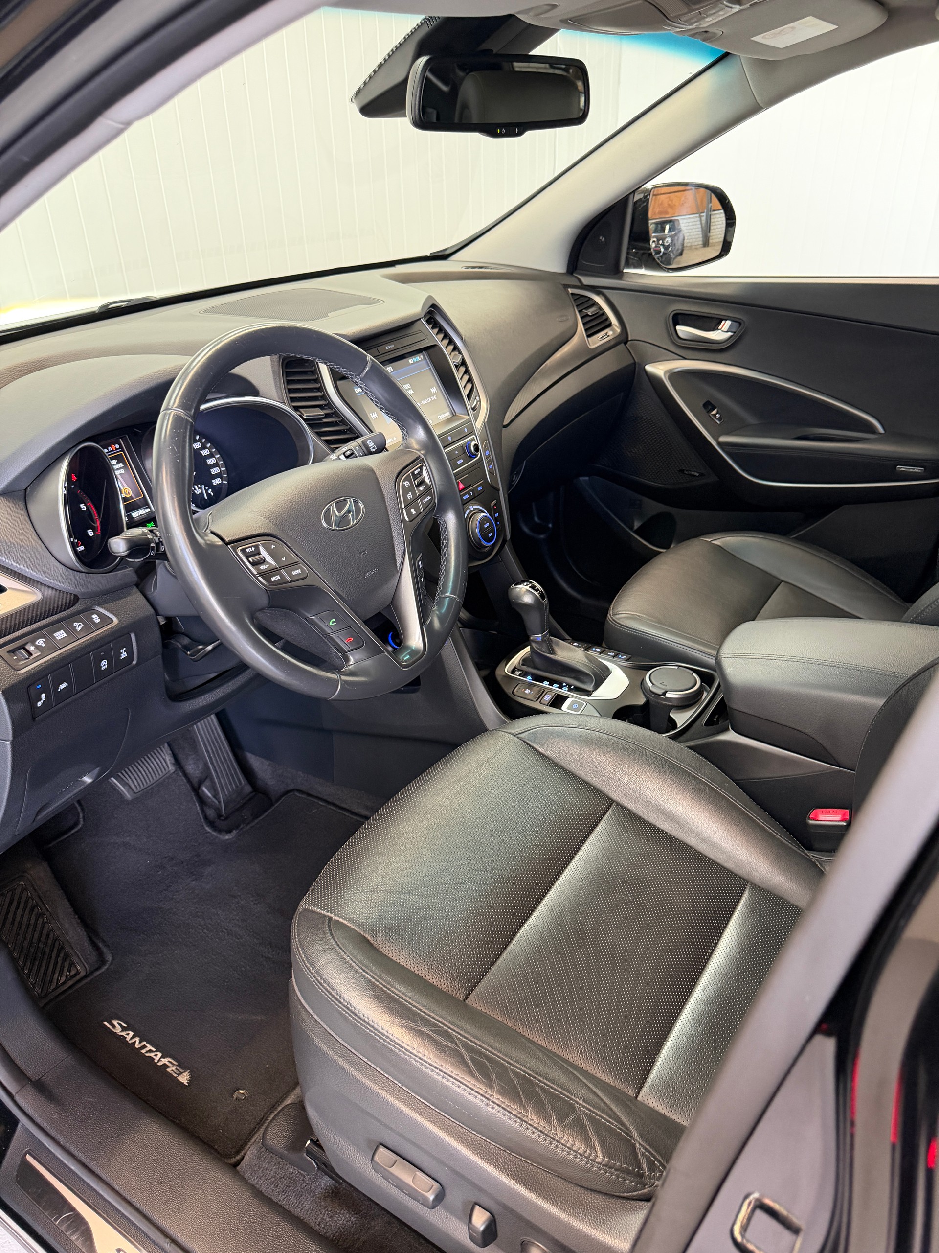 HYUNDAI Santa Fe 2.2 CRDI 4WD Automatic, 7 Plätze, frisch ab MFK und Service-image-8