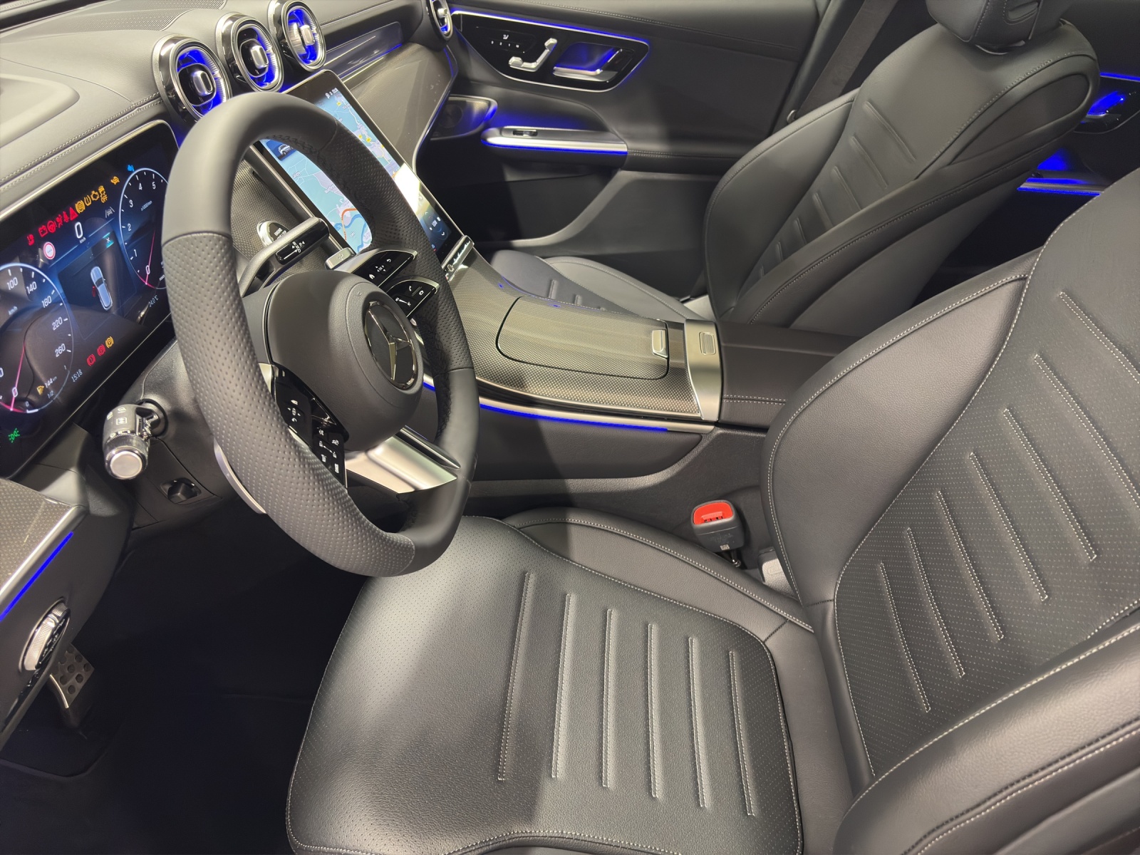 MERCEDES-BENZ GLC 200 4M-image-8