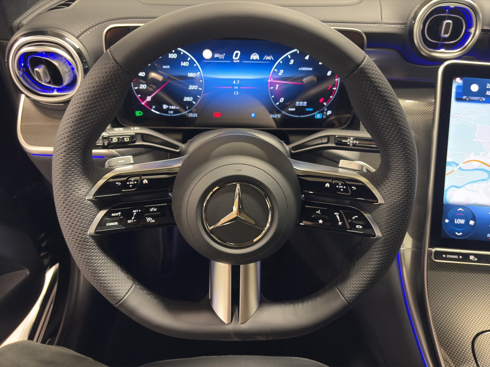 MERCEDES-BENZ GLC 200 4M-image-6