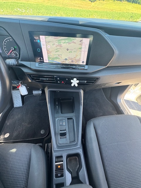 VW Caddy 2.0 TDI Style DSG / Anhängelast 1500kg **Klima** Navigation Rückfahrkamera und Div.-image-10