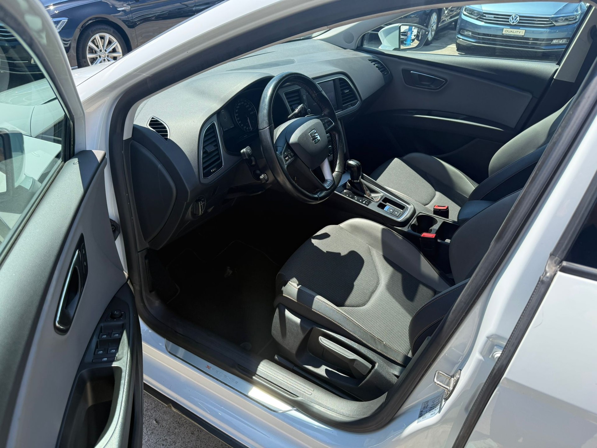 SEAT Leon ST 2.0 TSI X-Perience 4Drive DSG-image-11