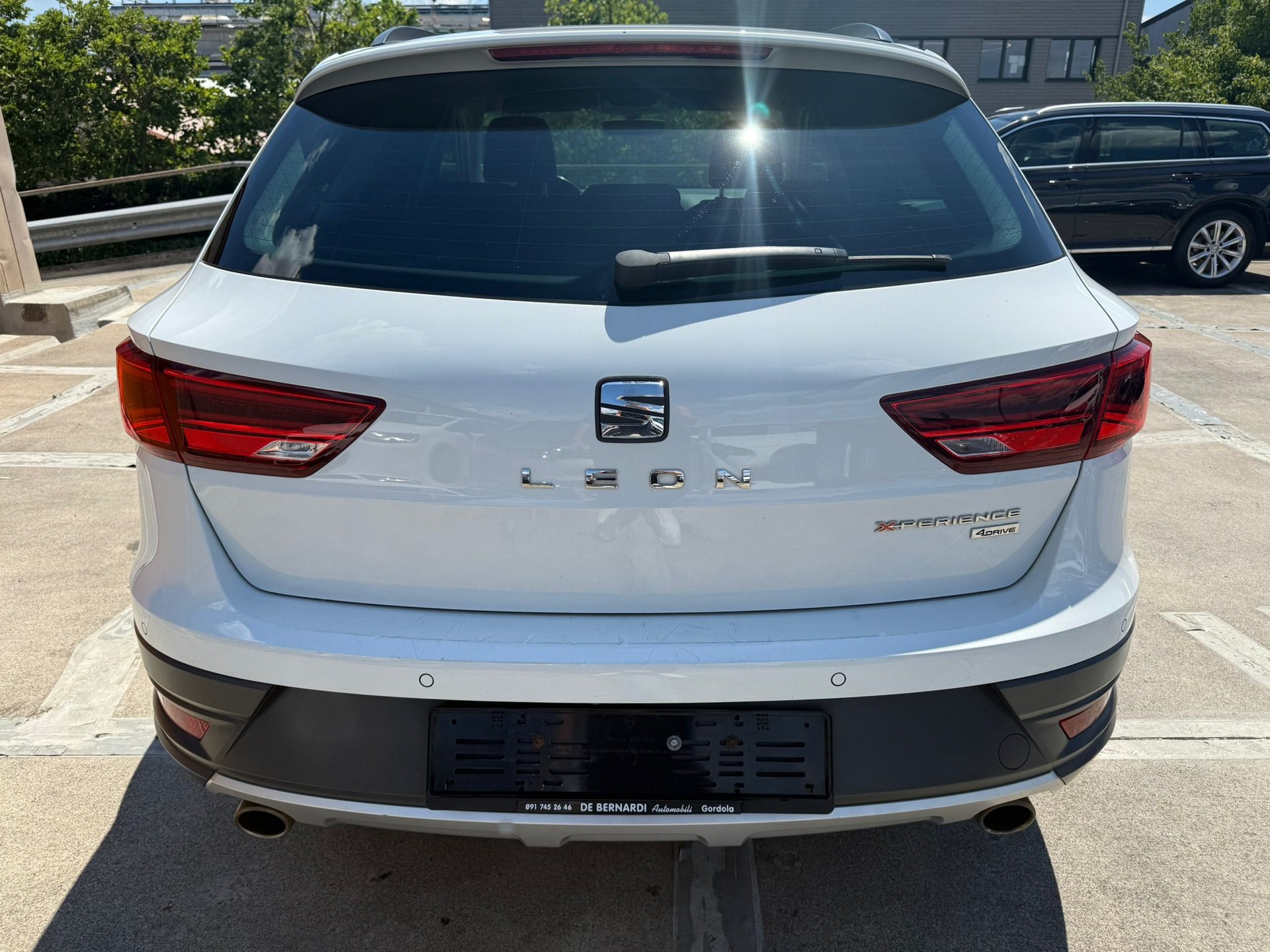 SEAT Leon ST 2.0 TSI X-Perience 4Drive DSG-showroom-element-3