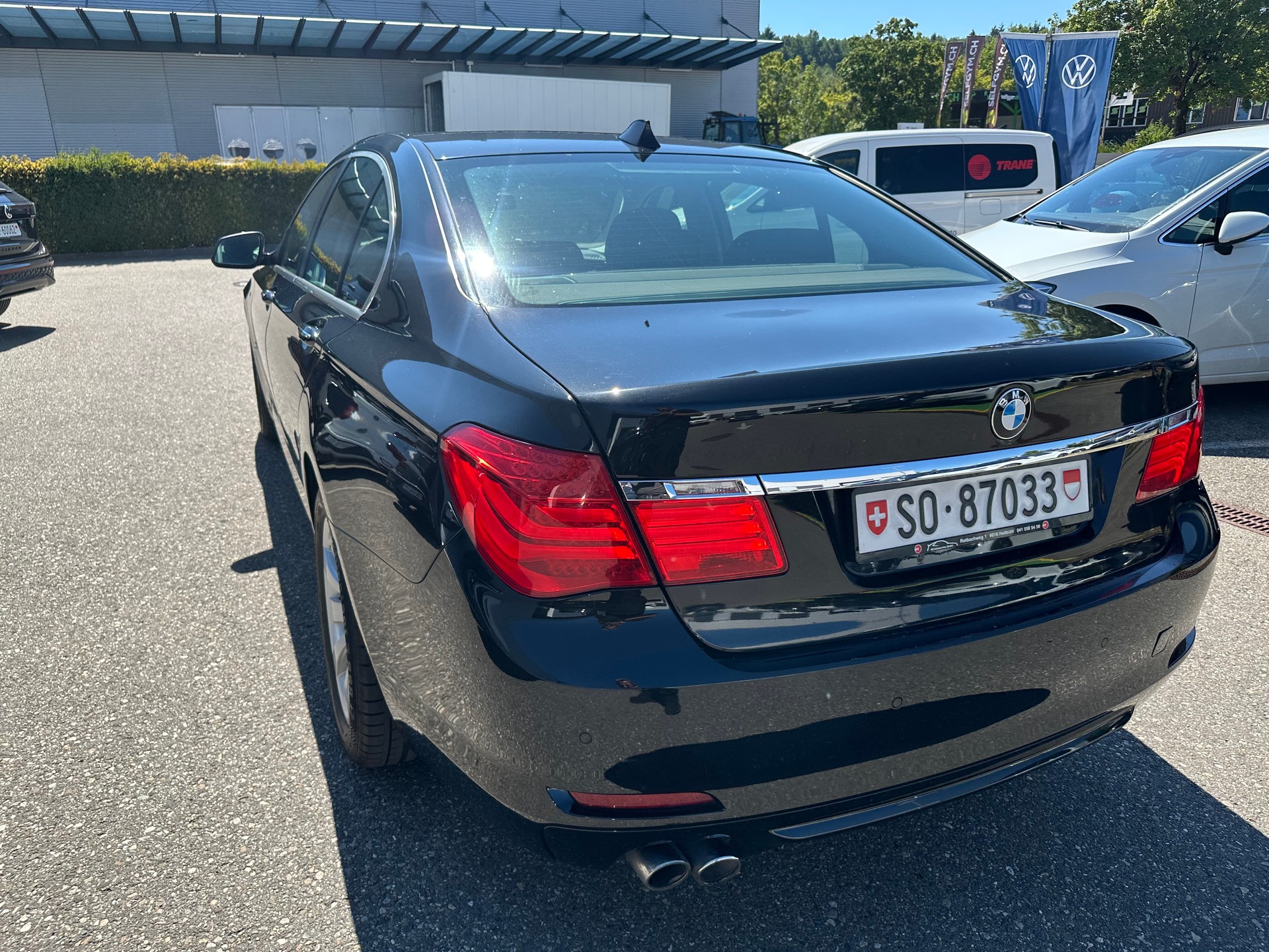 BMW 730d-image-2