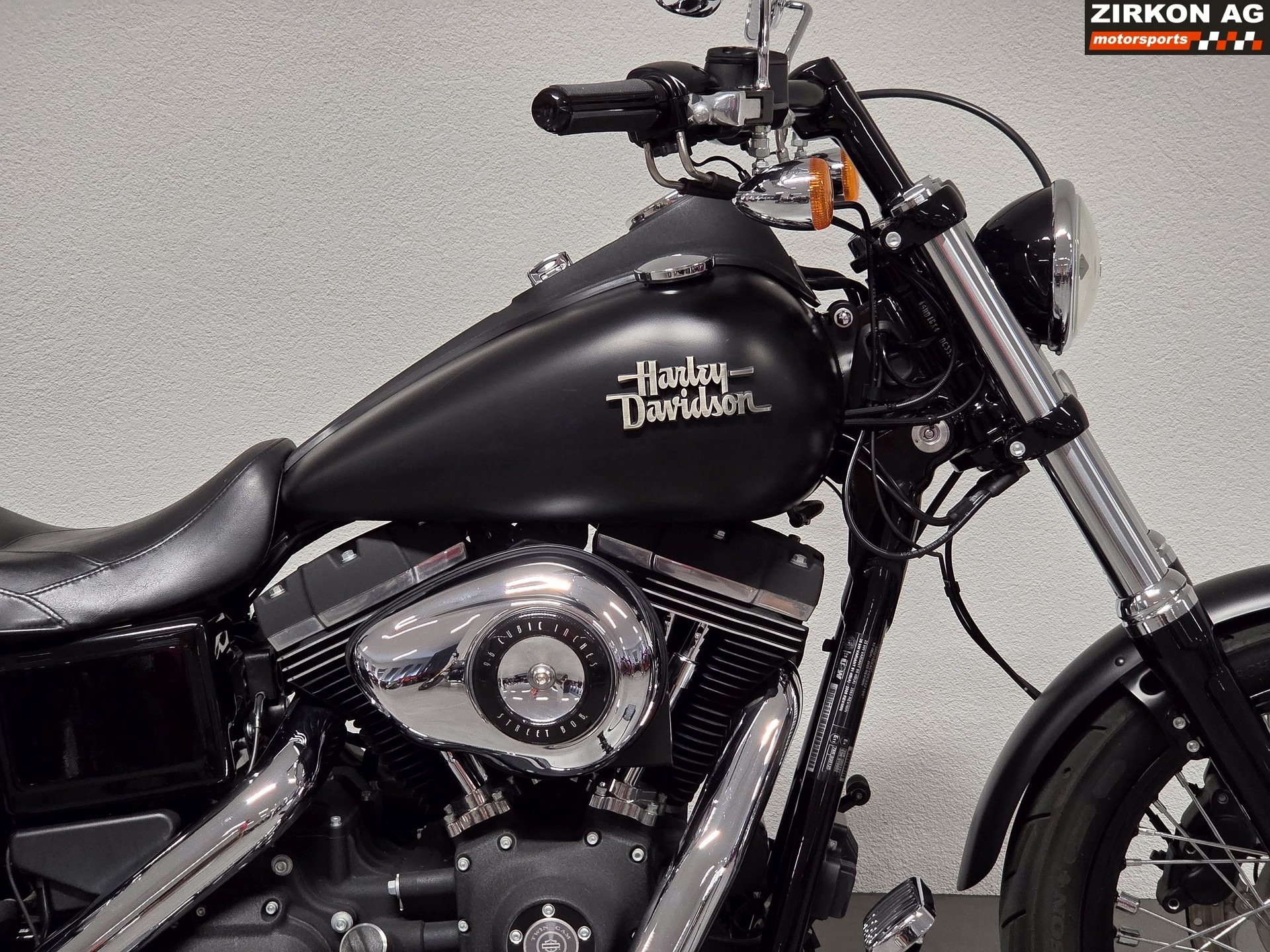HARLEY-DAVIDSON FXDB Dyna Street Bob ABS-image-4
