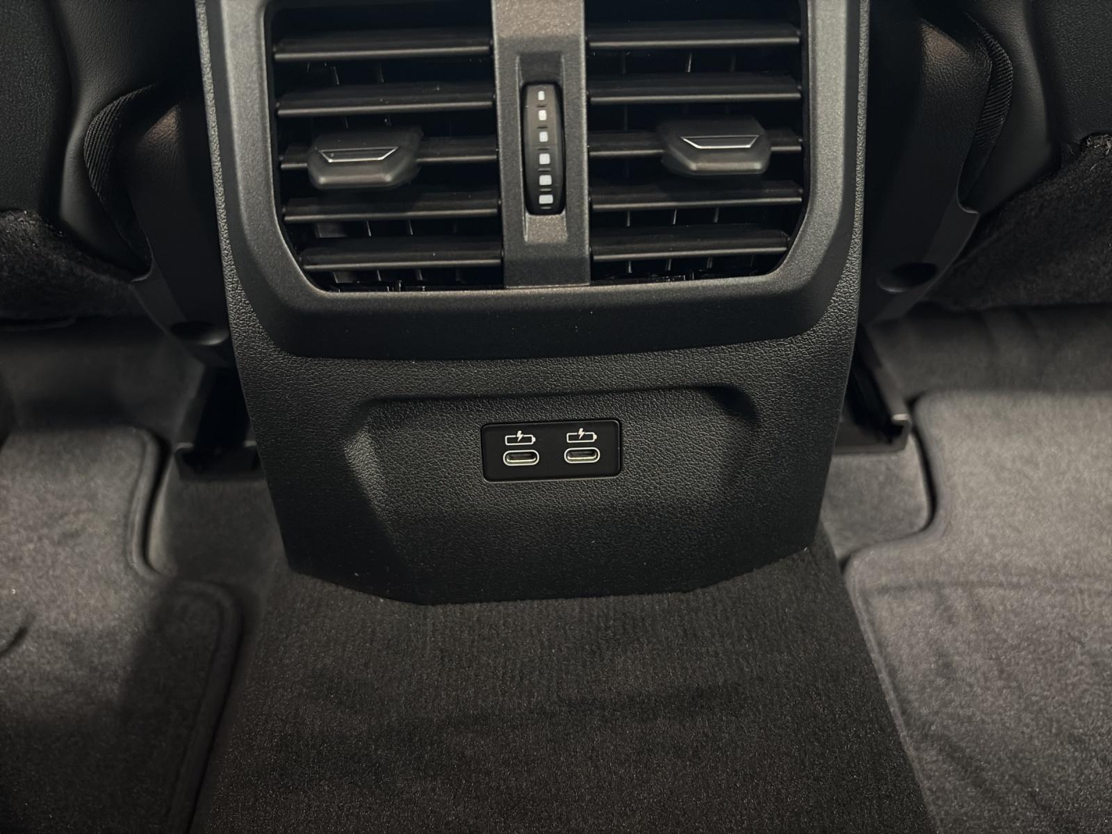 BMW 123 xDrive-image-14