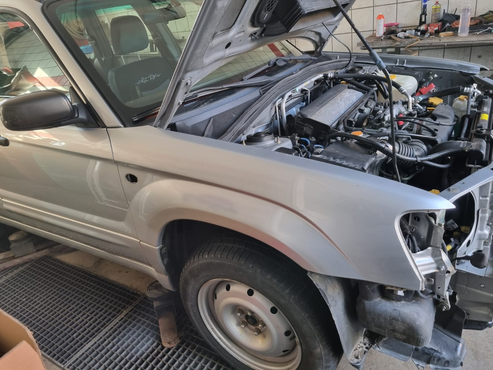 SUBARU Forester 2.0XT Automatic-showroom-element-2