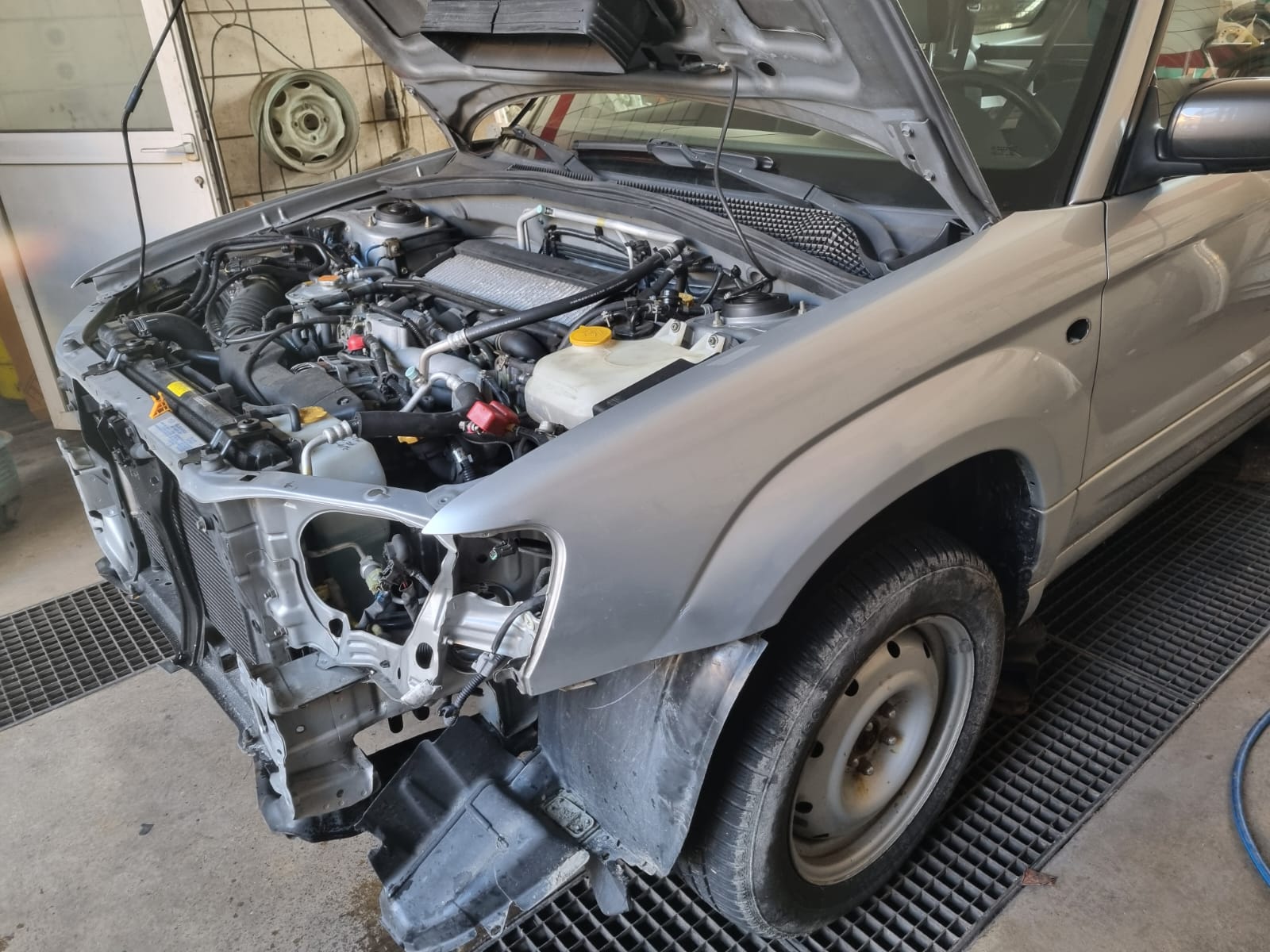 SUBARU Forester 2.0XT Automatic