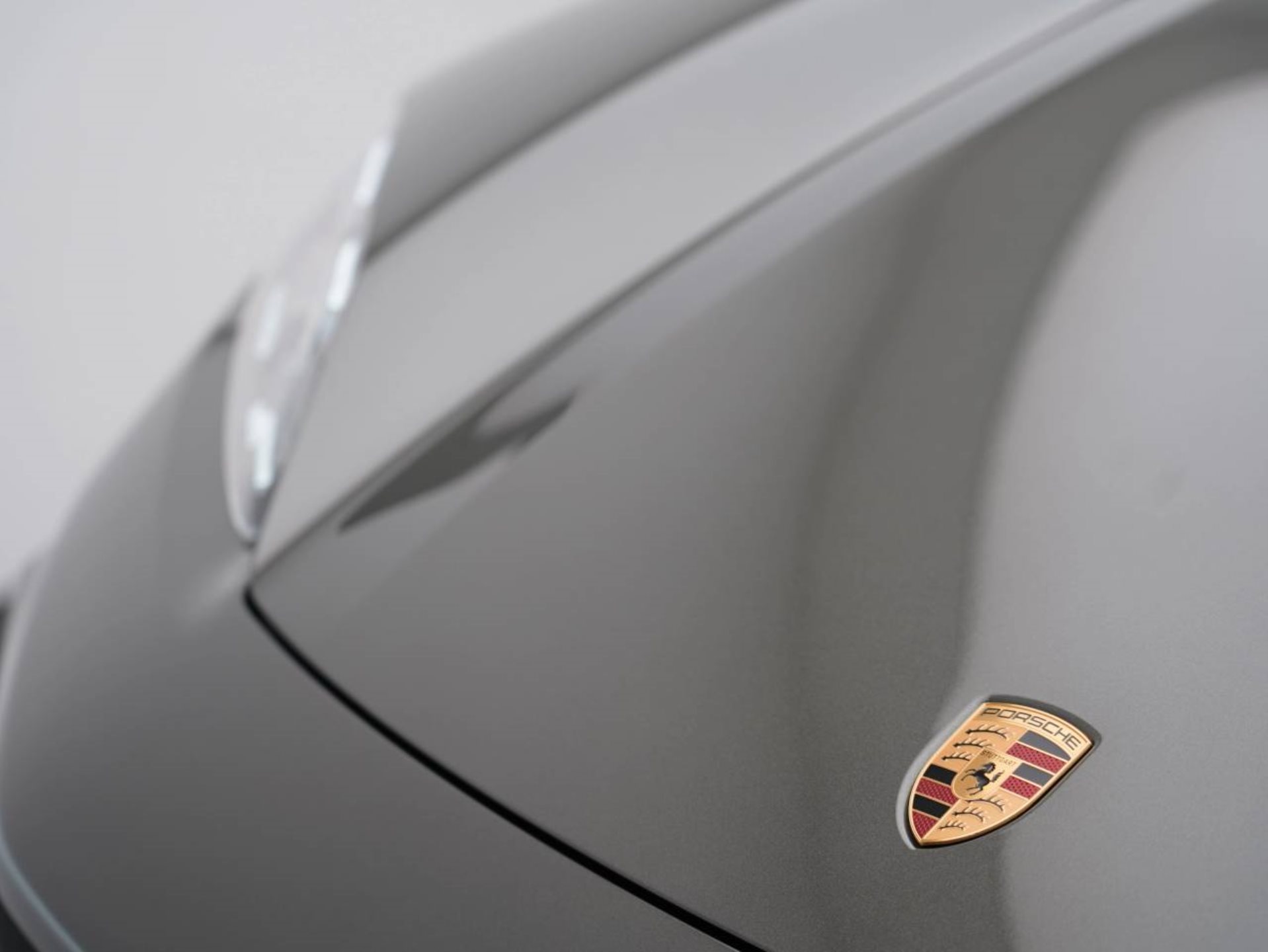 PORSCHE Macan 4-image-11