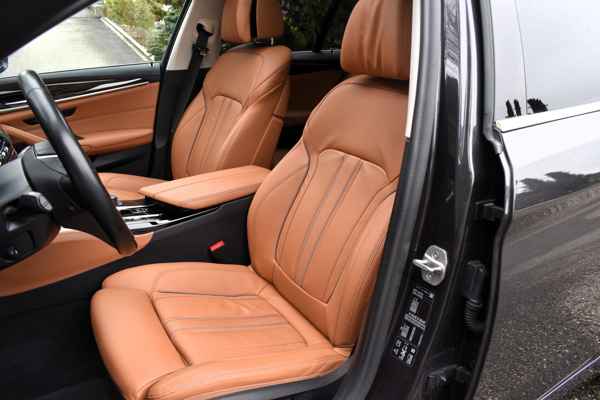 BMW 530d xDrive 48V Touring Luxury Line Steptronic *Neupreis 108'000 CHF/Massagesitze*-image-7