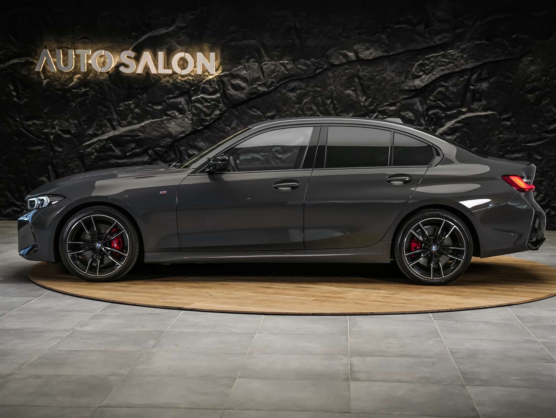 BMW M340i xDrive Steptronic M Sport Pro *Head-Up*Harman/Kardon*Individual Lackierung*-showroom-element-1