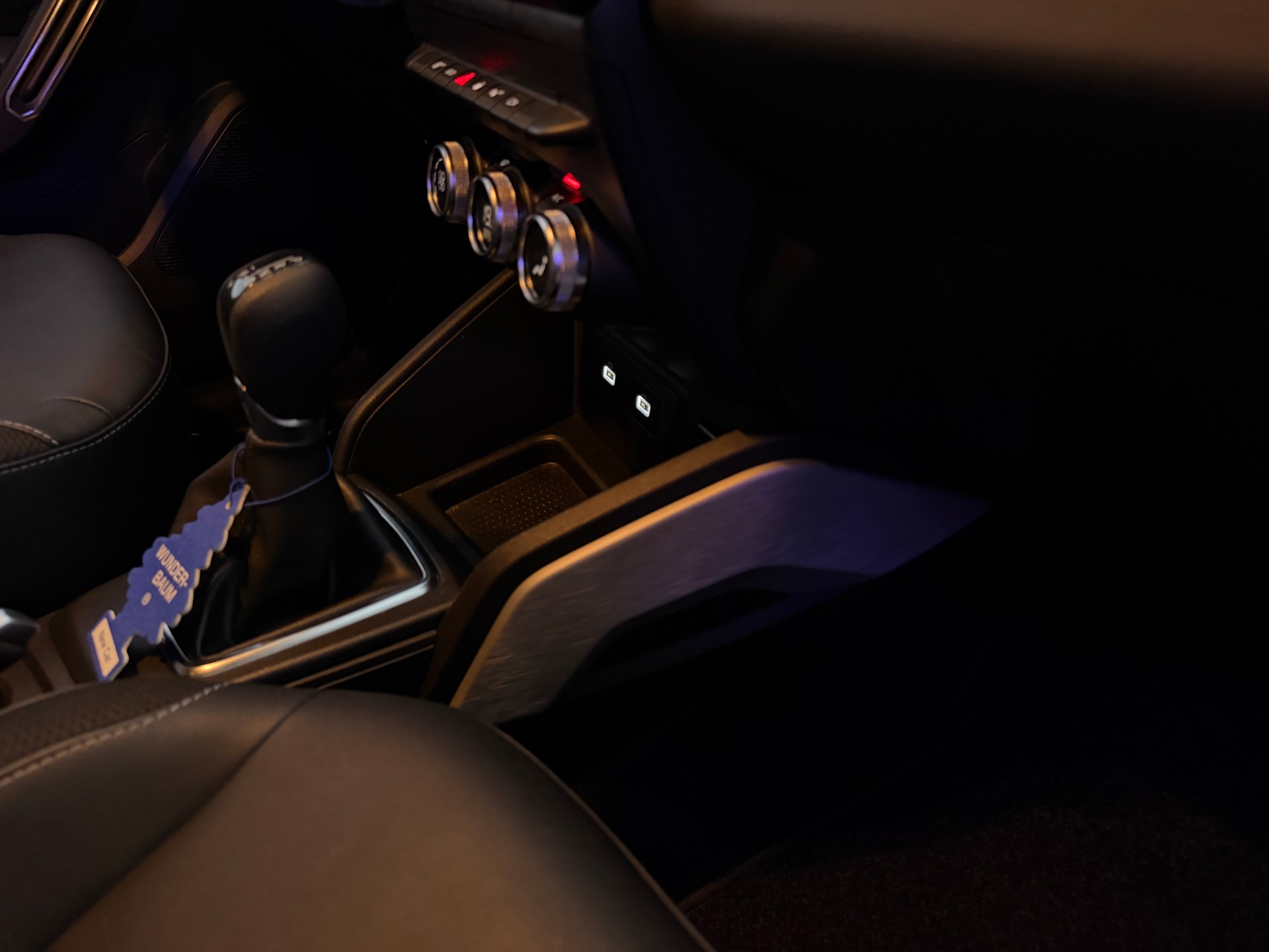 DACIA Duster TCe 150 Prestige EDC 4x2-image-26