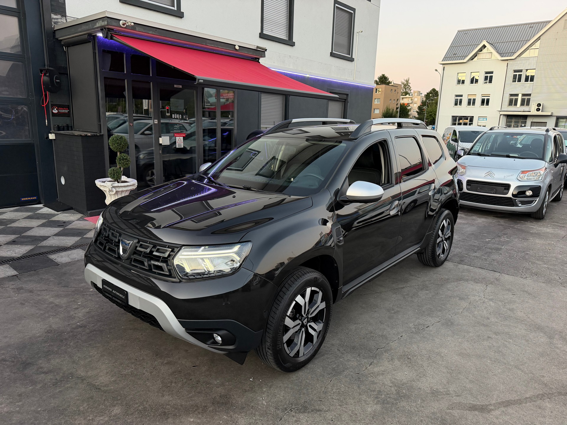 DACIA Duster TCe 150 Prestige EDC 4x2-showroom-element-3