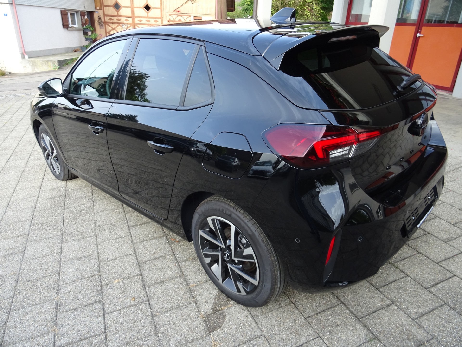 OPEL Corsa 1.2 TP GS A-image-4