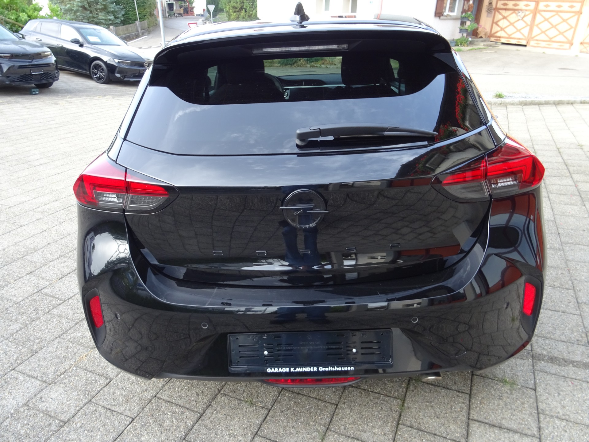 OPEL Corsa 1.2 TP GS A-image-3
