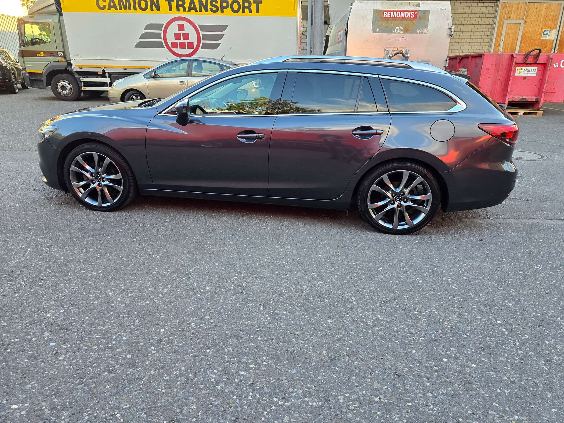 MAZDA 6 Sportwagon 2.2 D 16V HP Revolution-image-8