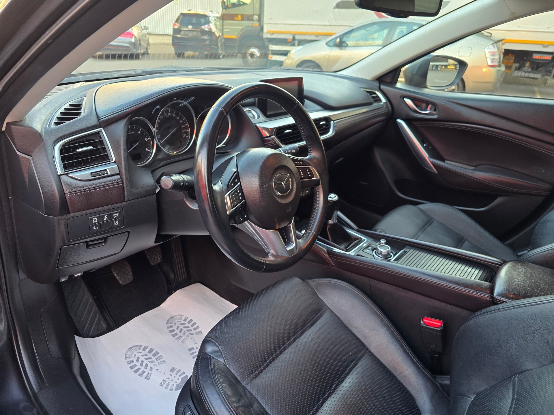 MAZDA 6 Sportwagon 2.2 D 16V HP Revolution-image-10