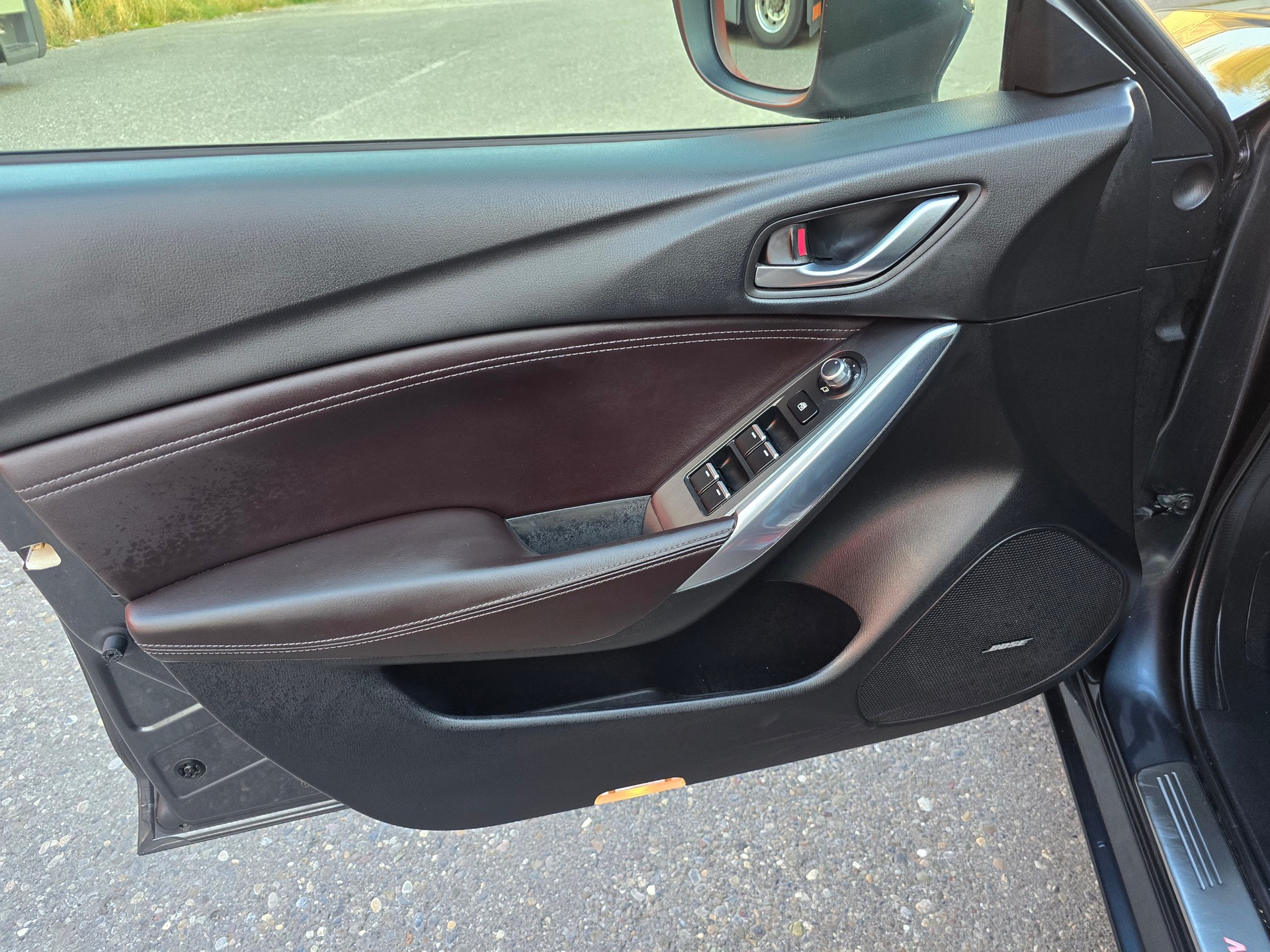 MAZDA 6 Sportwagon 2.2 D 16V HP Revolution-image-11