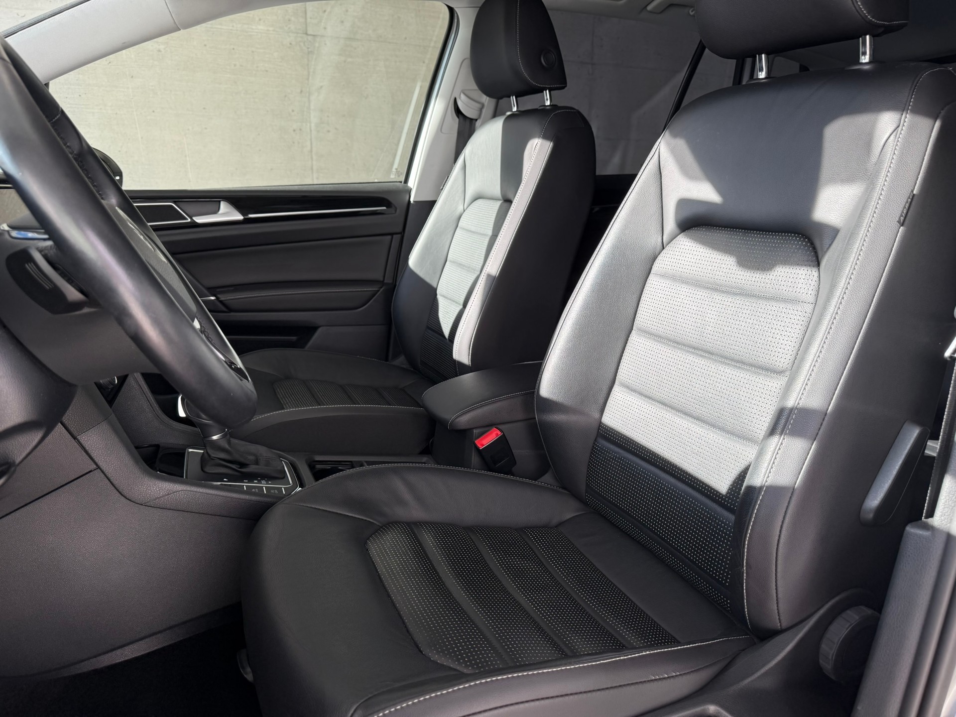 VW Golf Sportsvan 1.5 TSI EVO Highline DSG-image-13