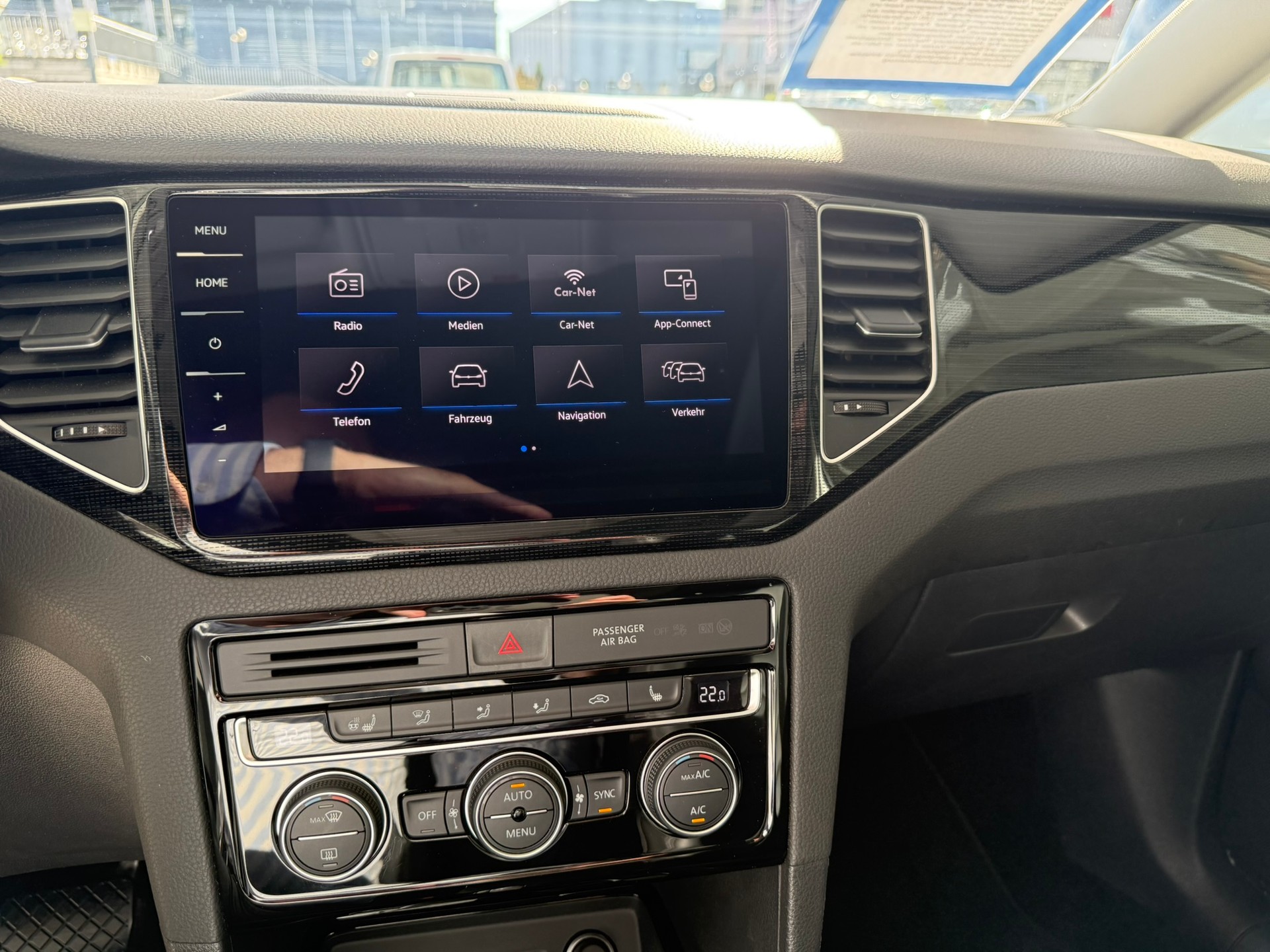 VW Golf Sportsvan 1.5 TSI EVO Highline DSG-image-12